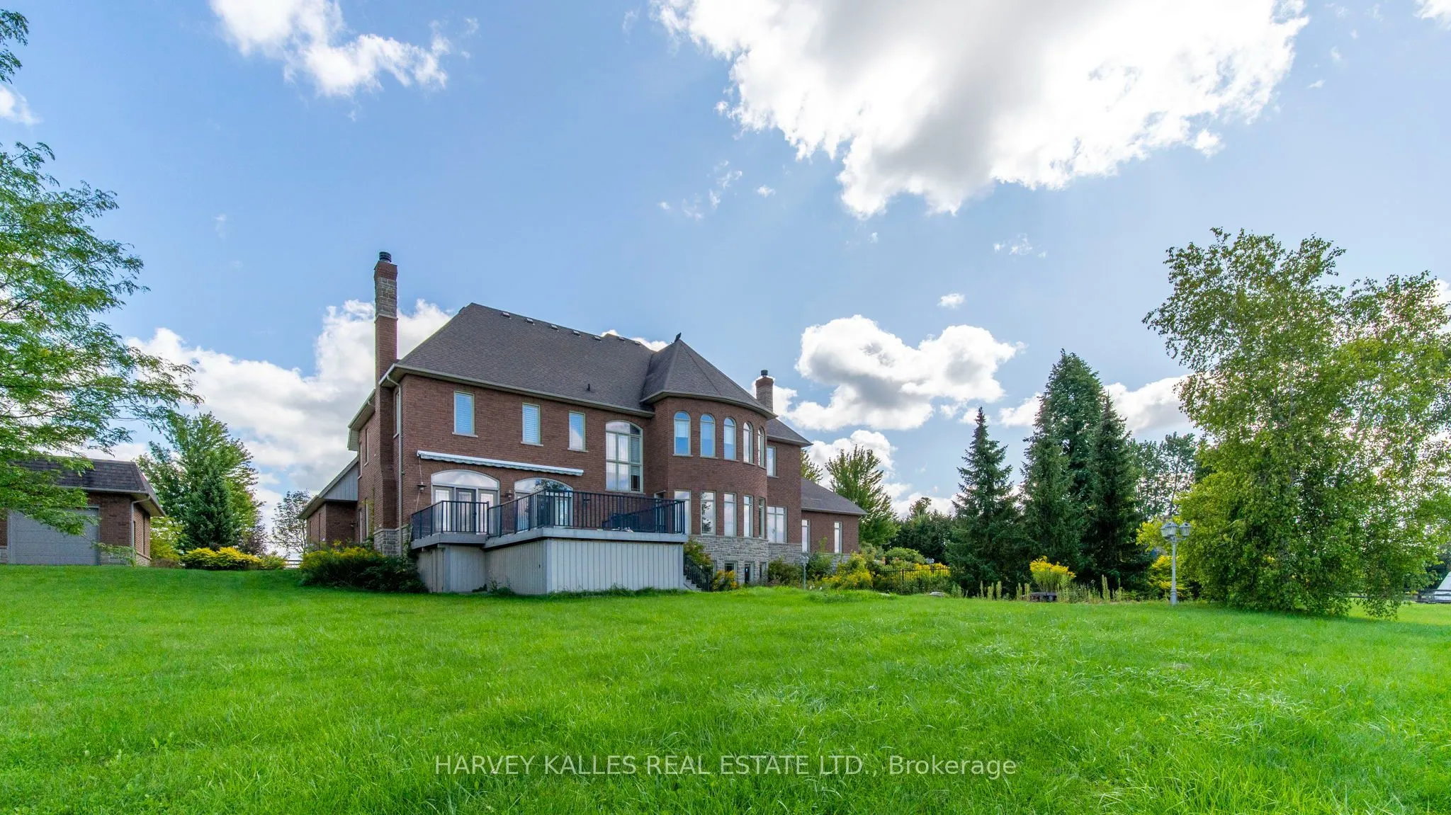 7472 Ashburn Road