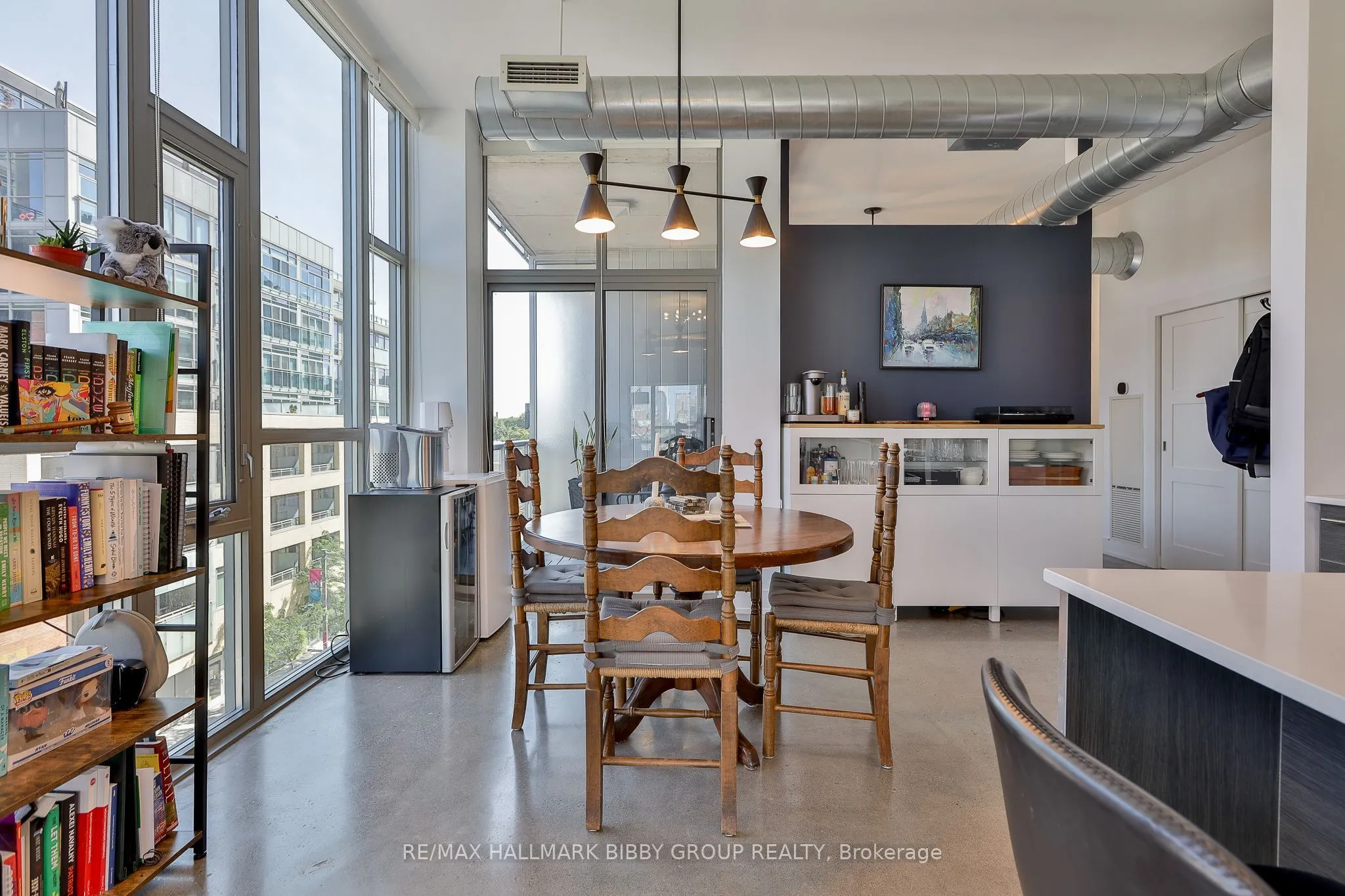 625 Queen Street E #409