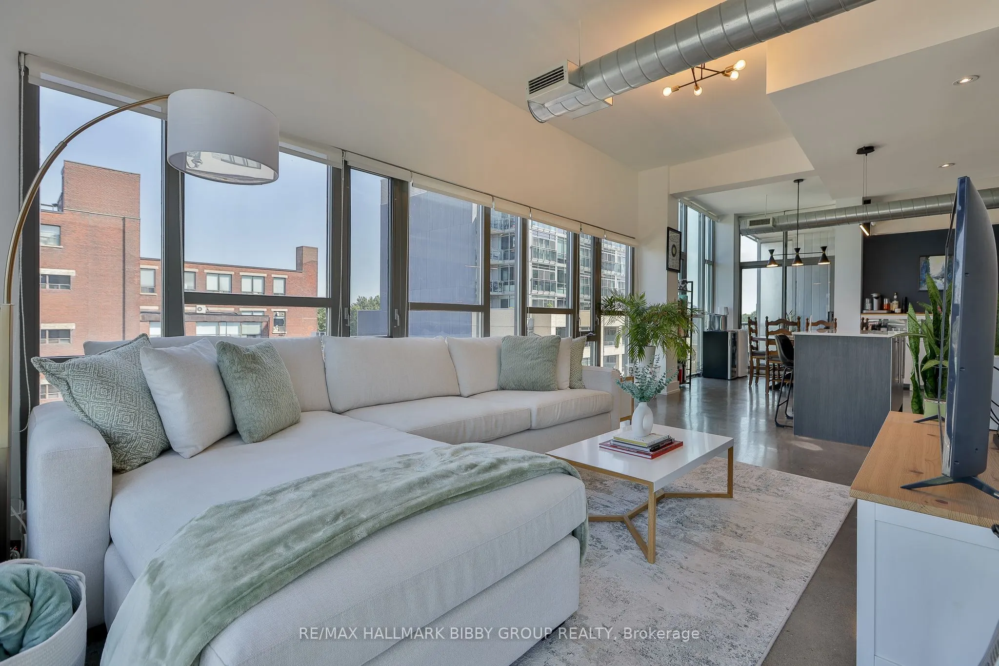625 Queen Street E #409