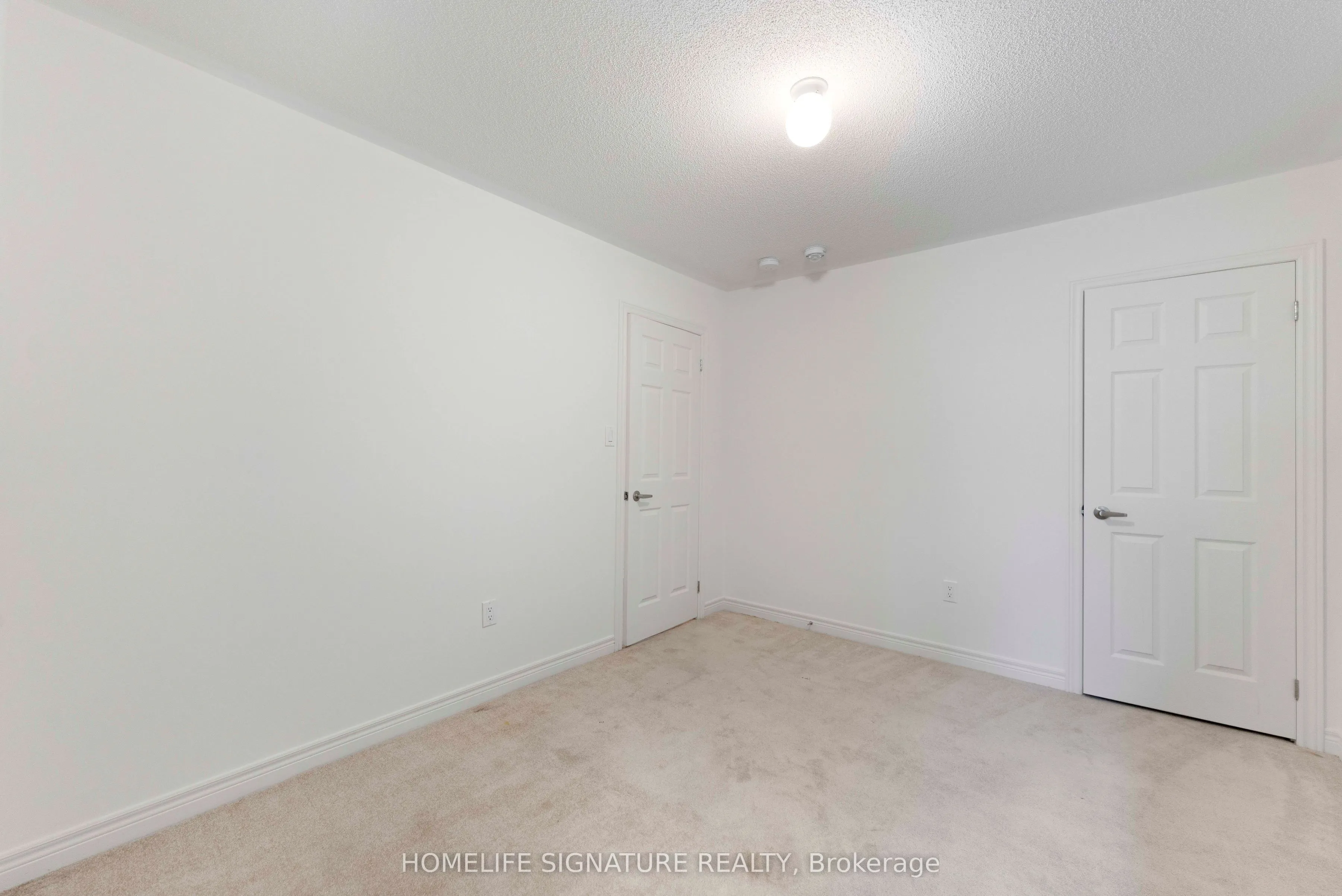 1211 Drinkle Crescent