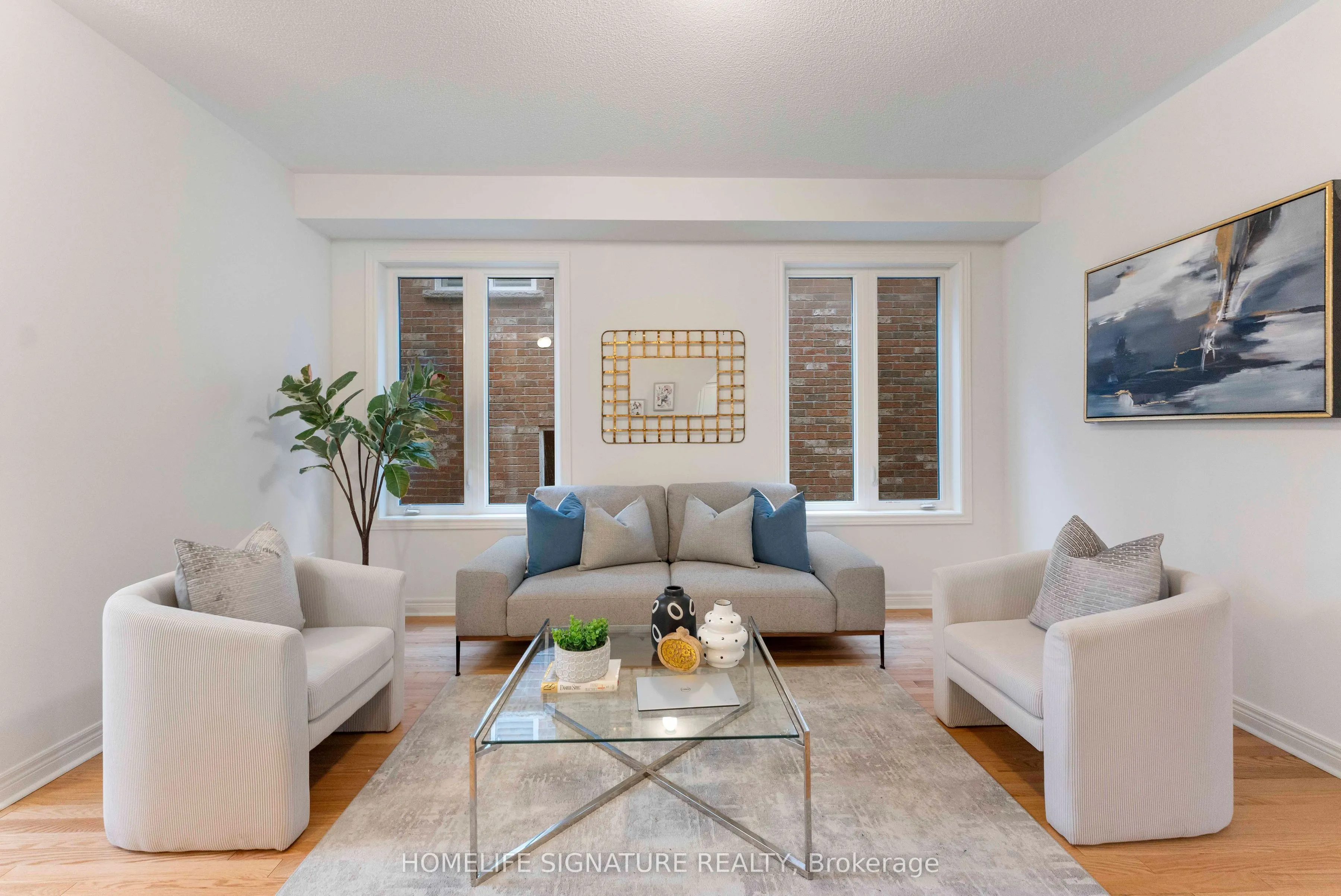 1211 Drinkle Crescent