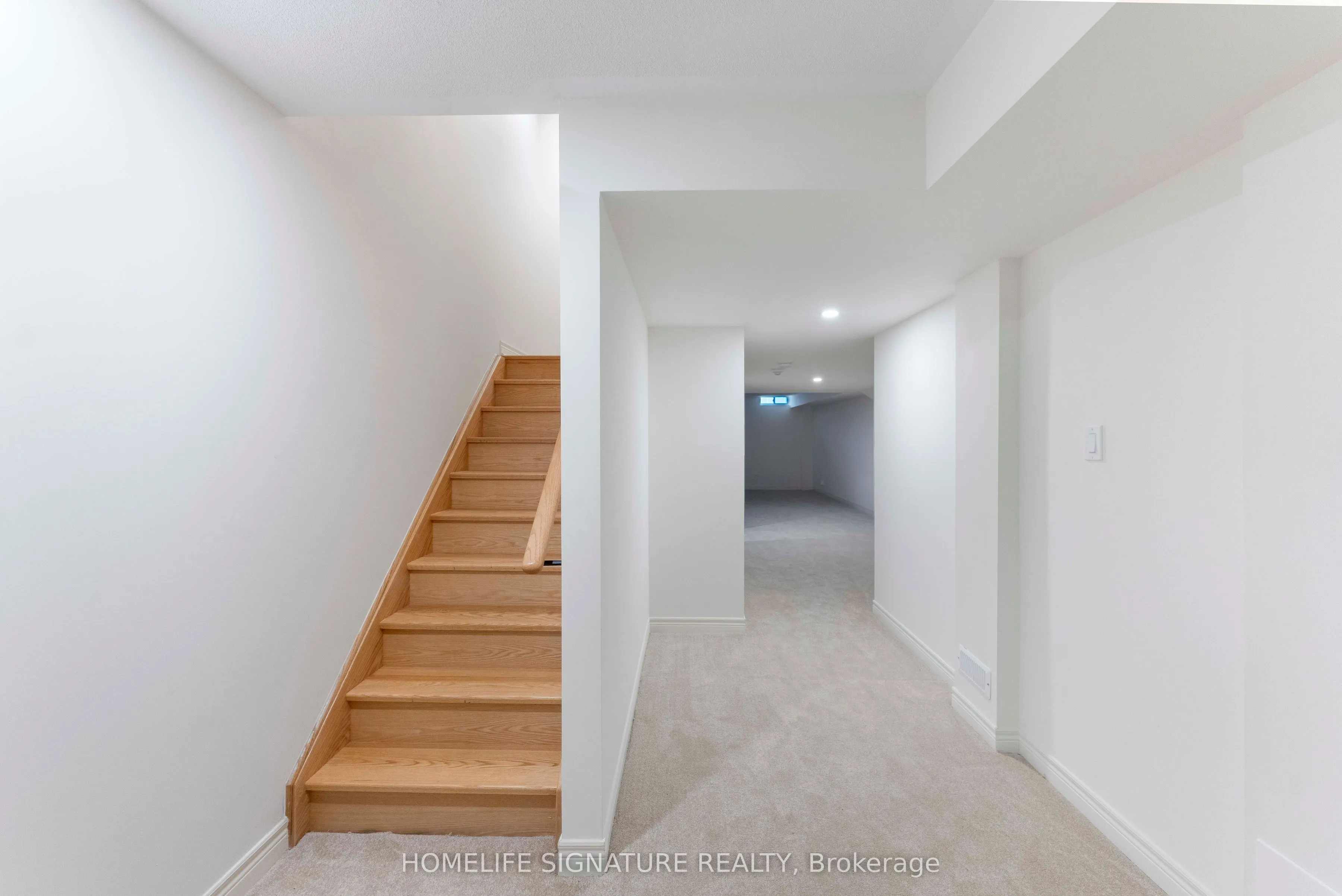 1211 Drinkle Crescent