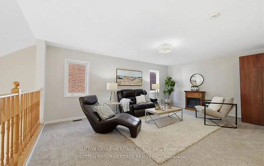 19 Northglen Boulevard