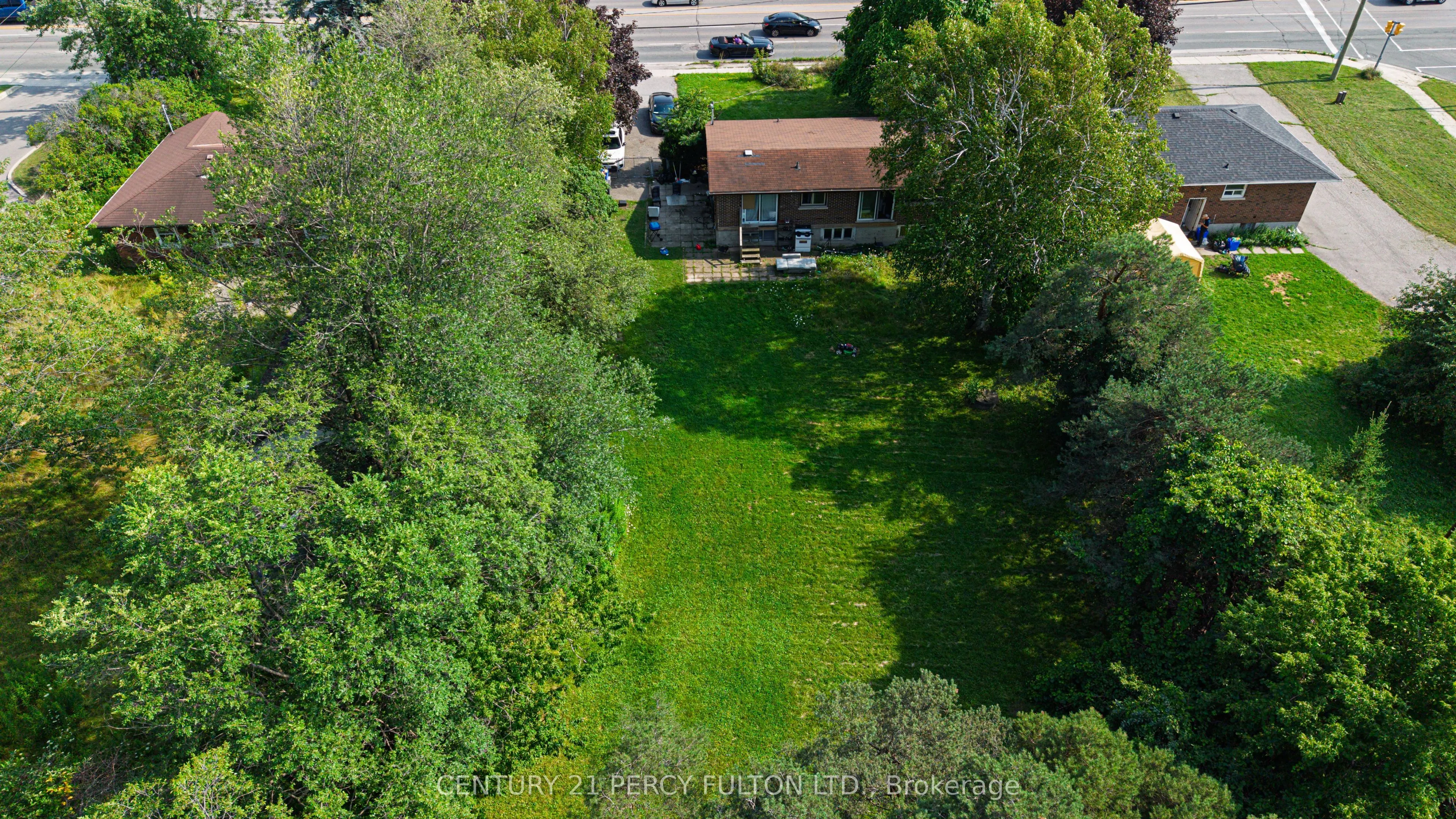 1906 Rossland Road E