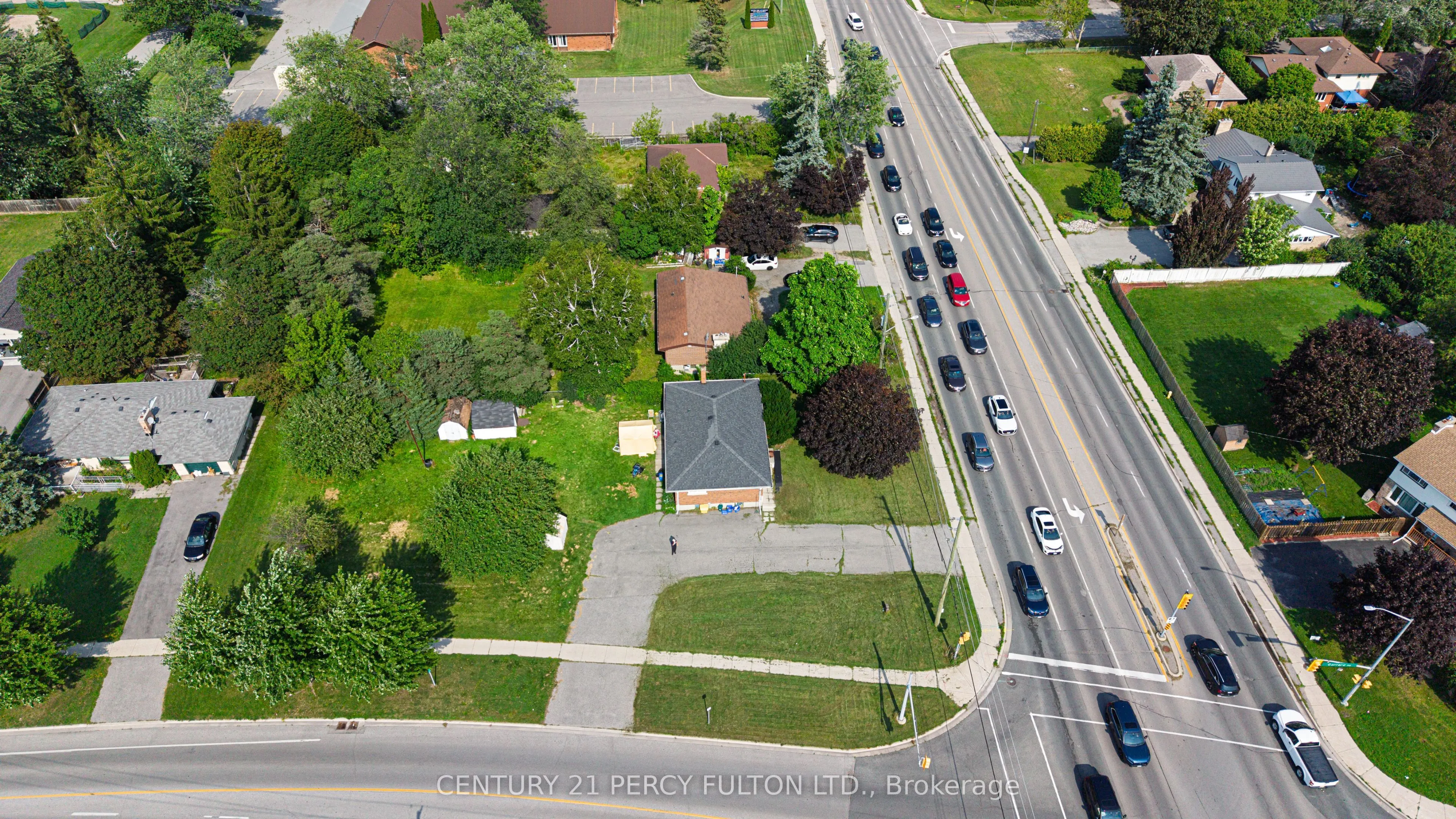 1906 Rossland Road E