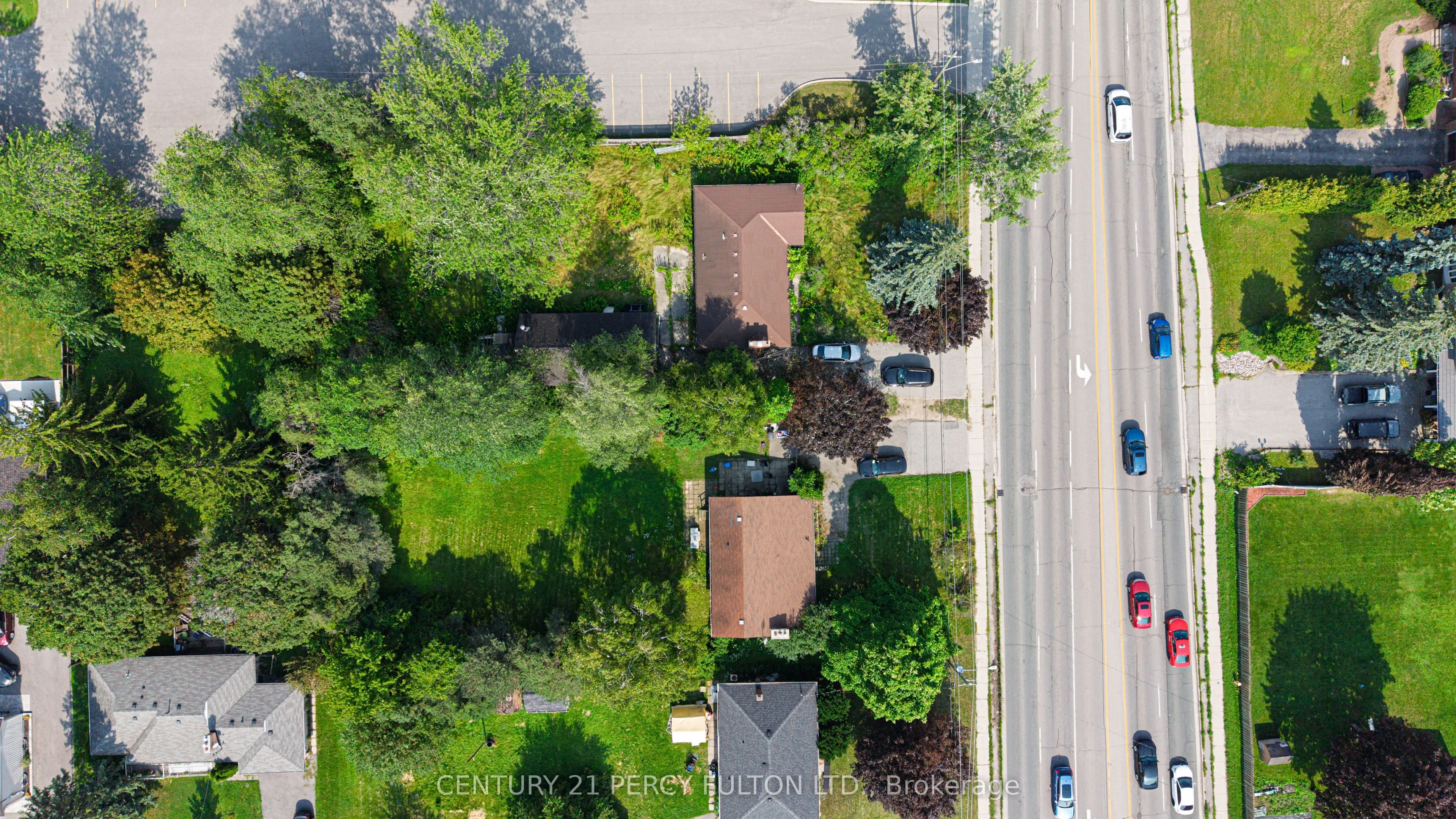 1906 Rossland Road E