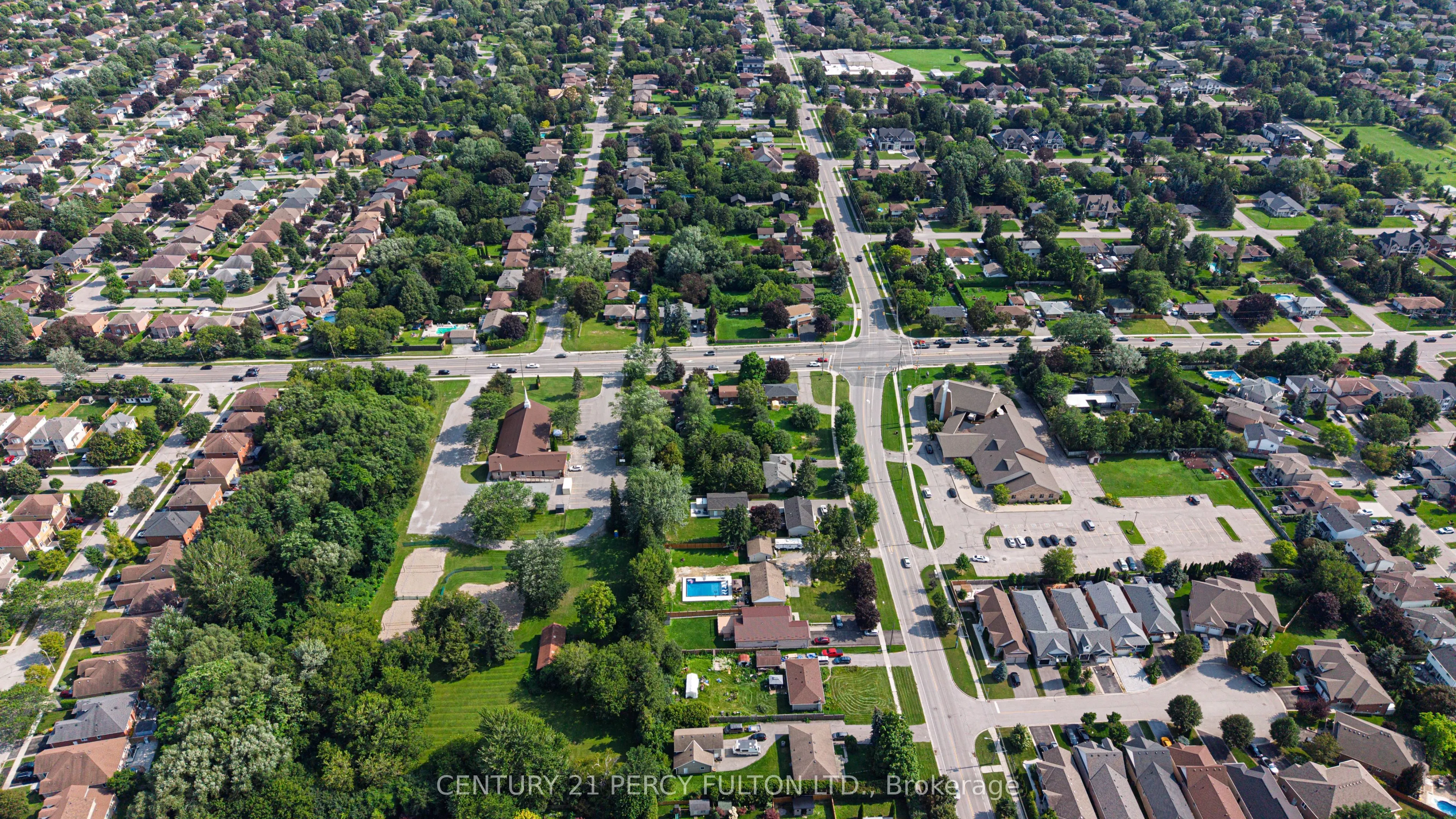 1906 Rossland Road E