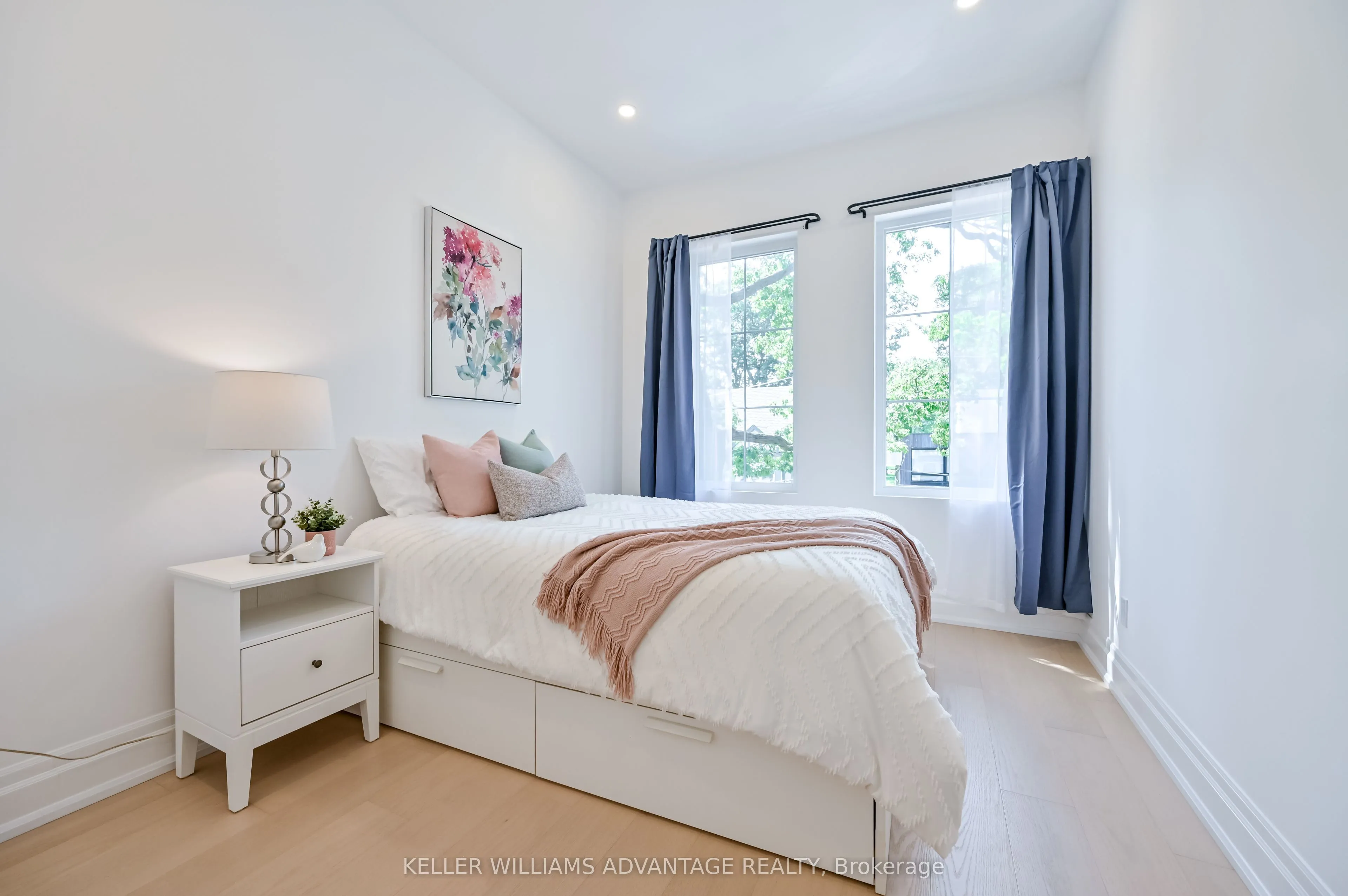 17 B Haig Avenue
