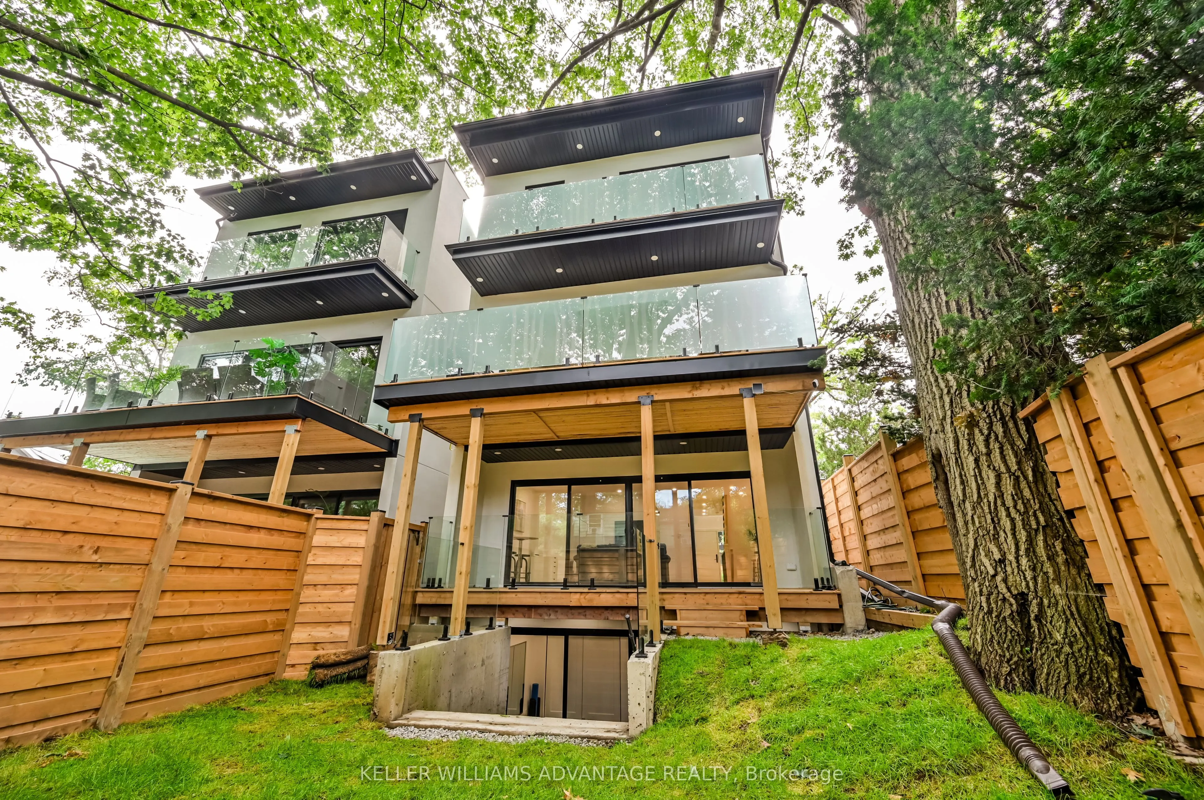 17 B Haig Avenue
