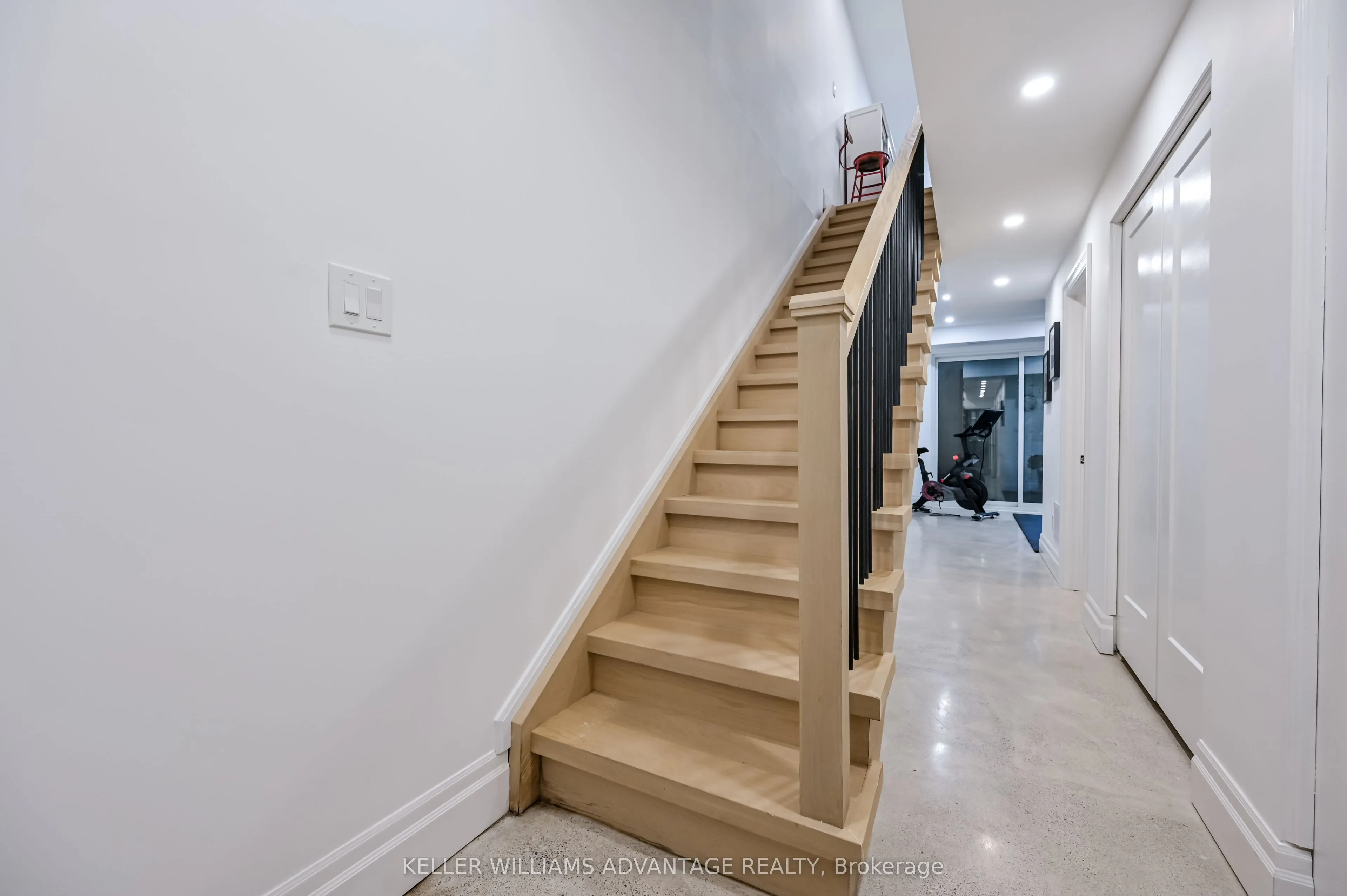 17 B Haig Avenue