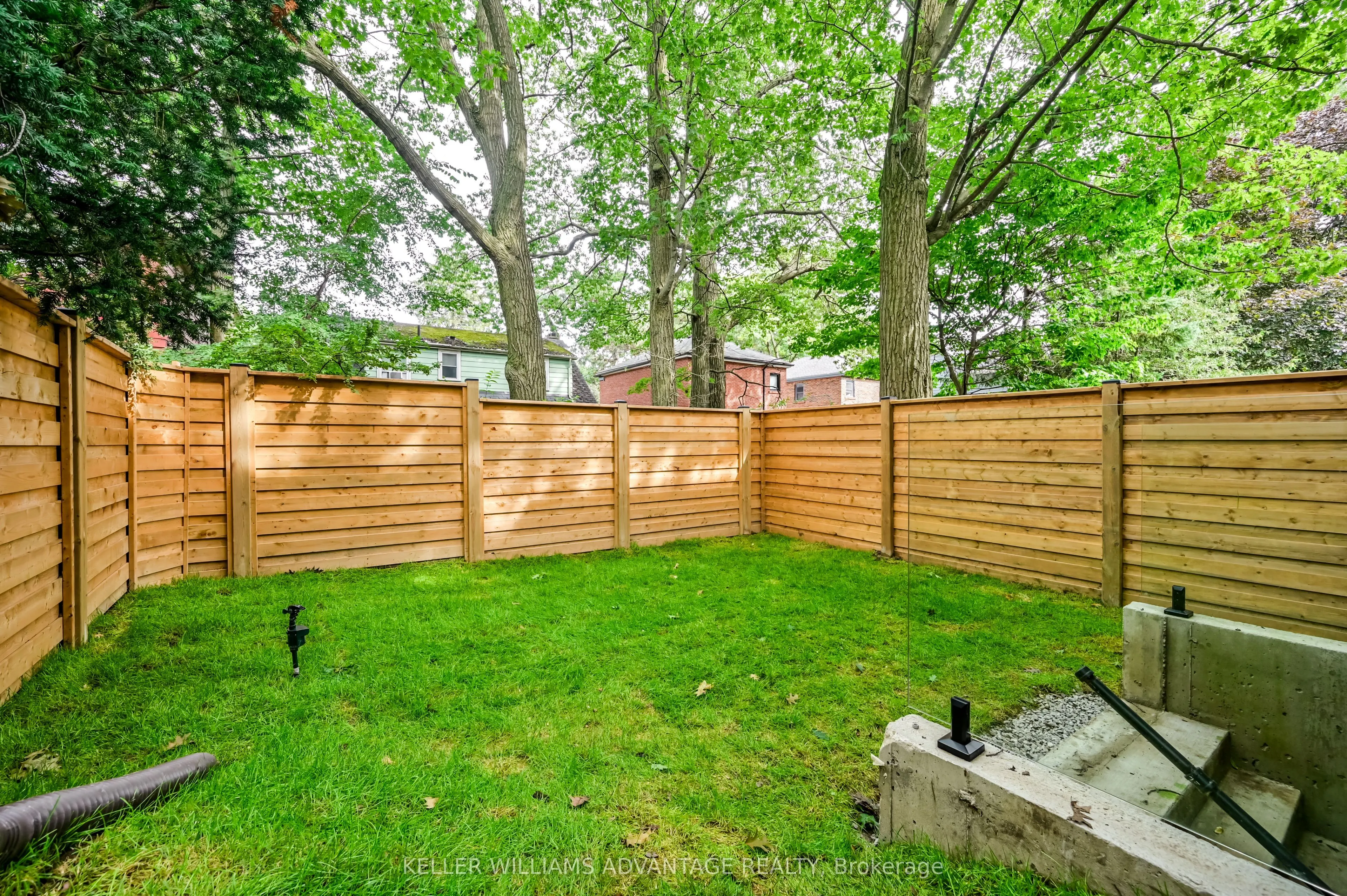 17 B Haig Avenue