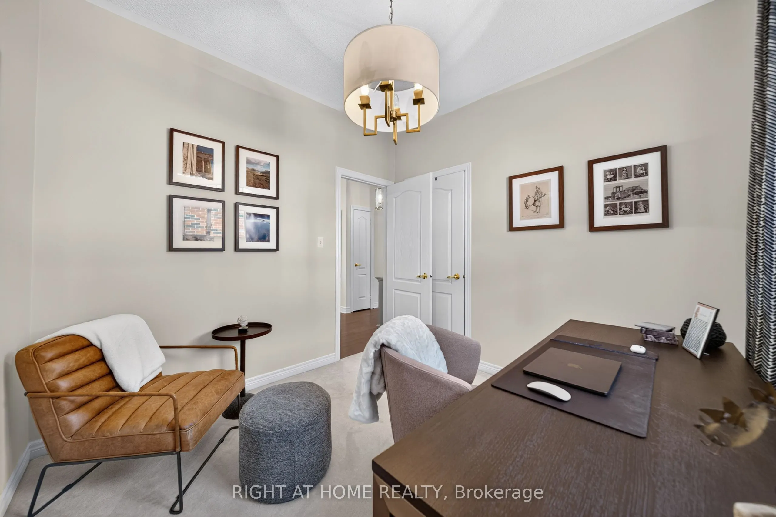 8 Branthaven Court