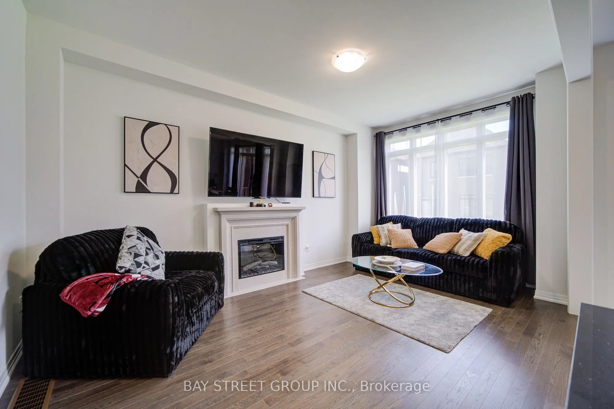 427 Coronation Road
