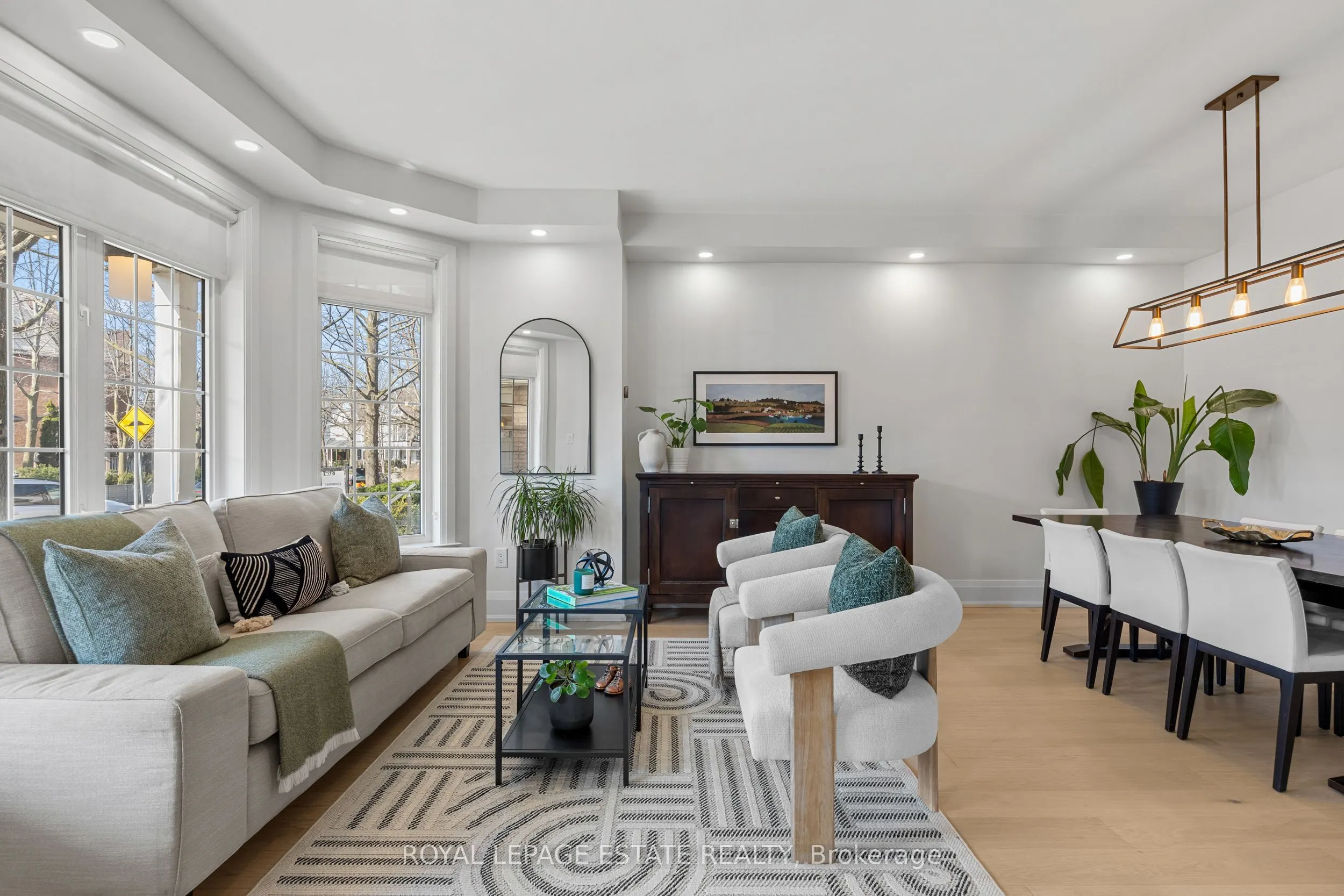 95 Boardwalk Drive