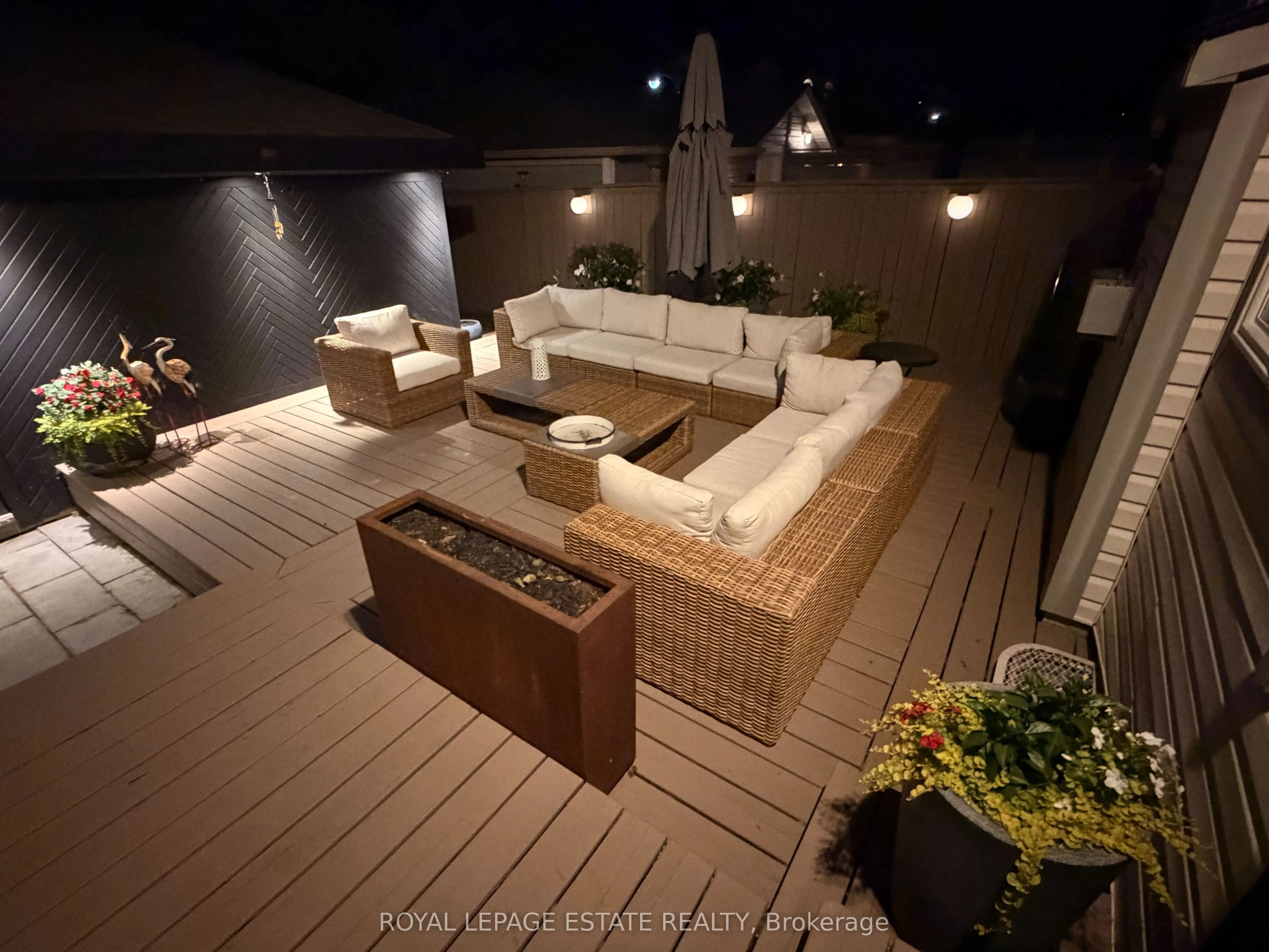 95 Boardwalk Drive