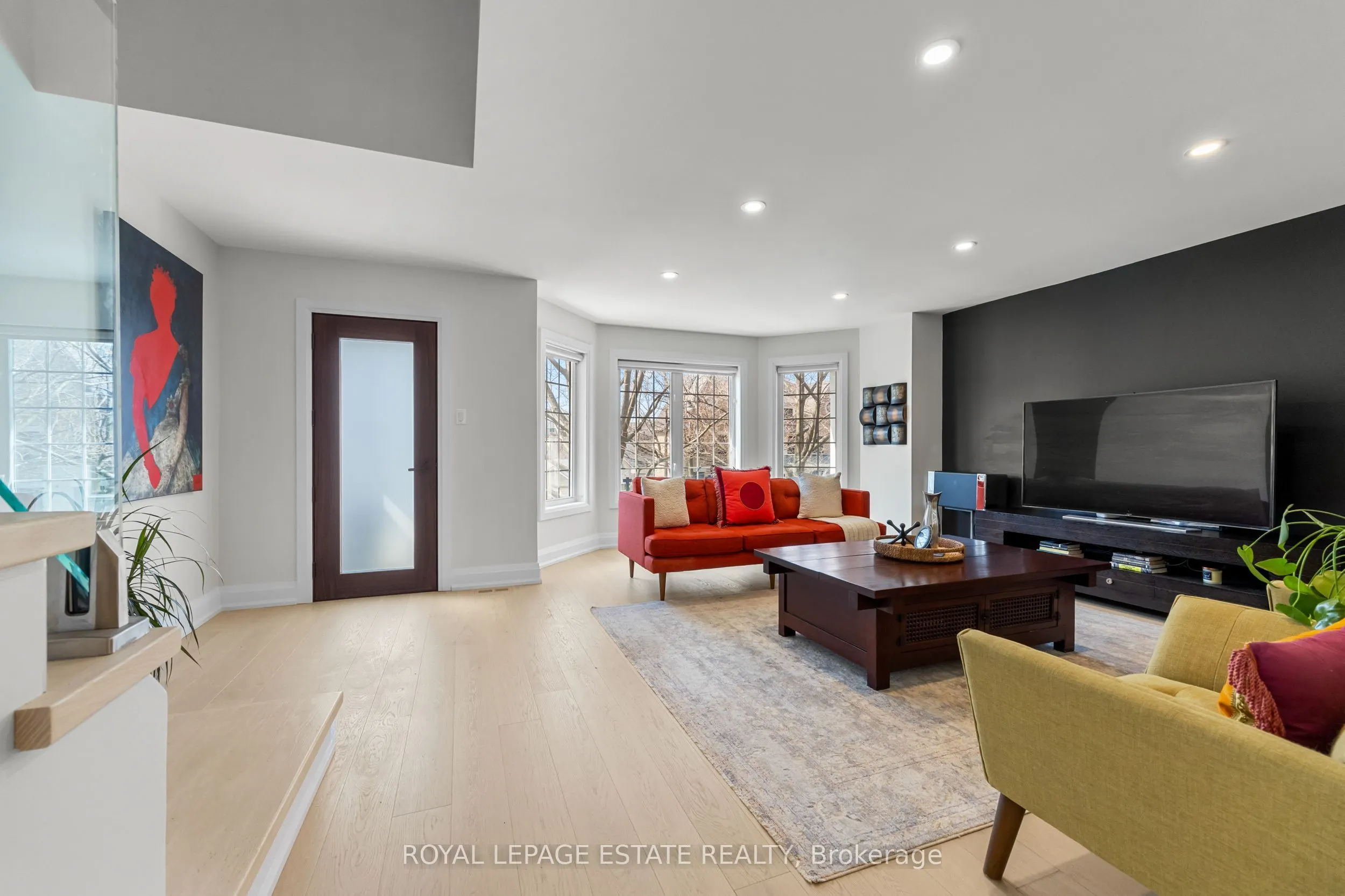 95 Boardwalk Drive
