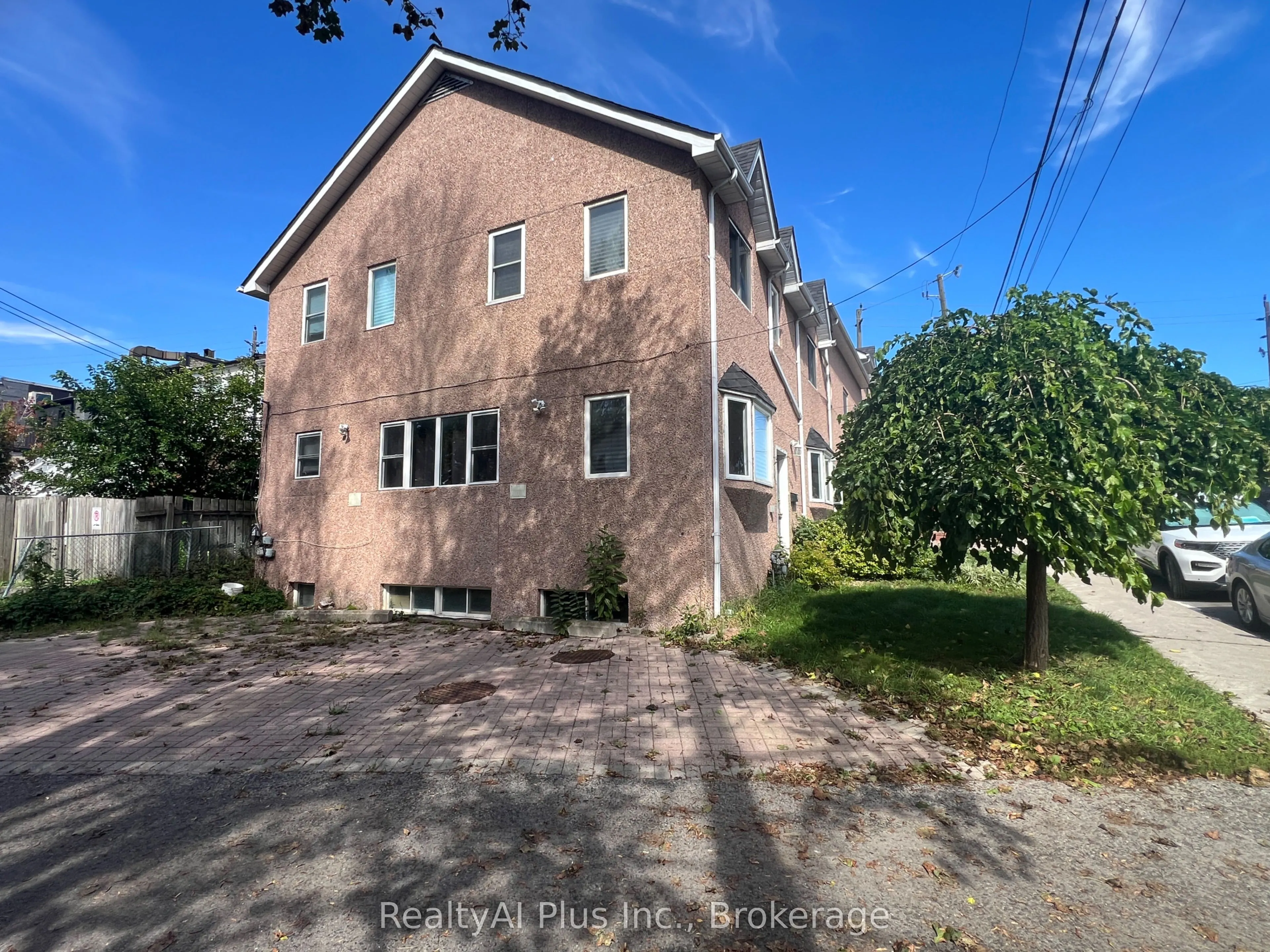 108 Kildonan Drive