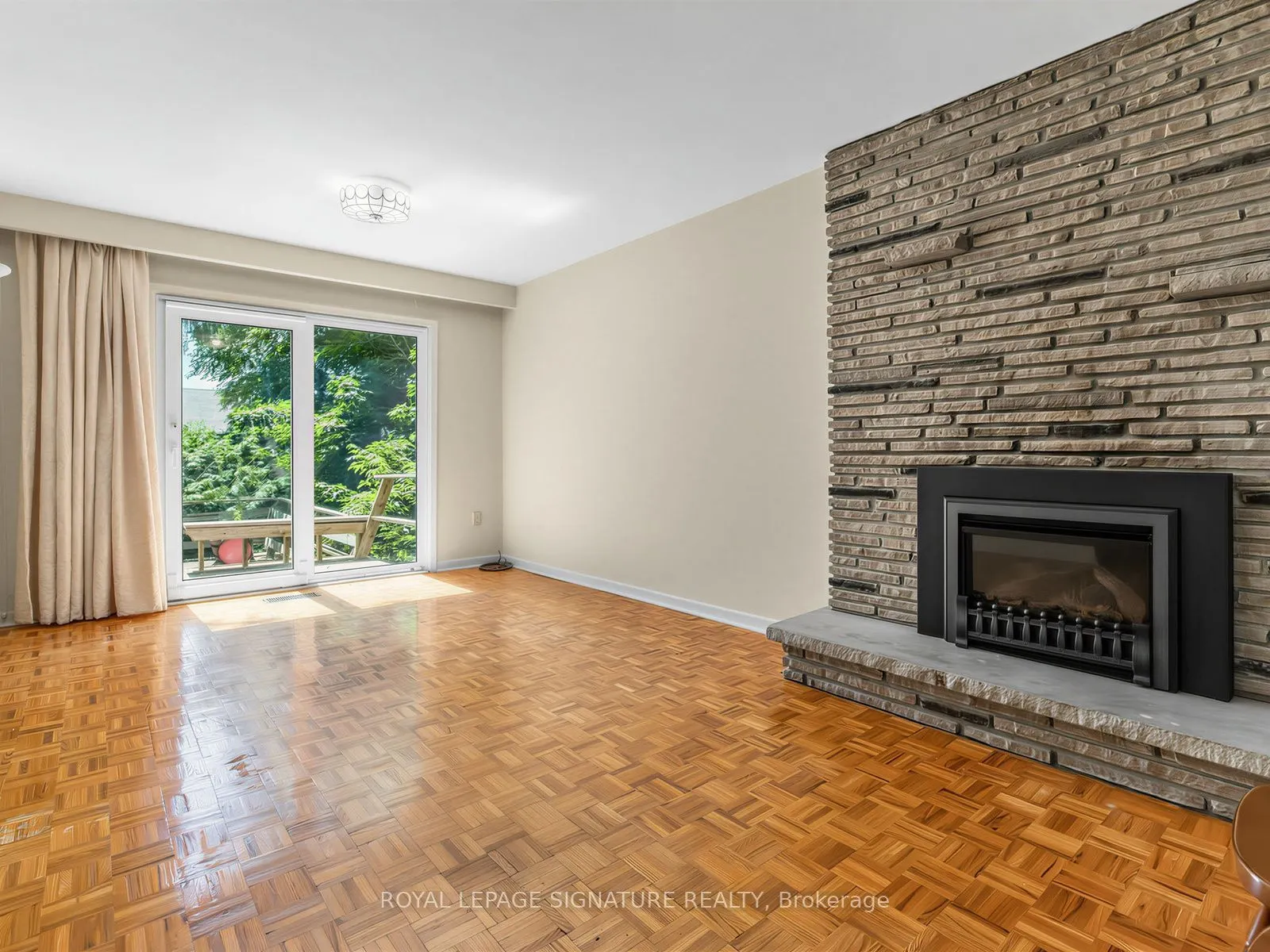 162 Bathgate Drive