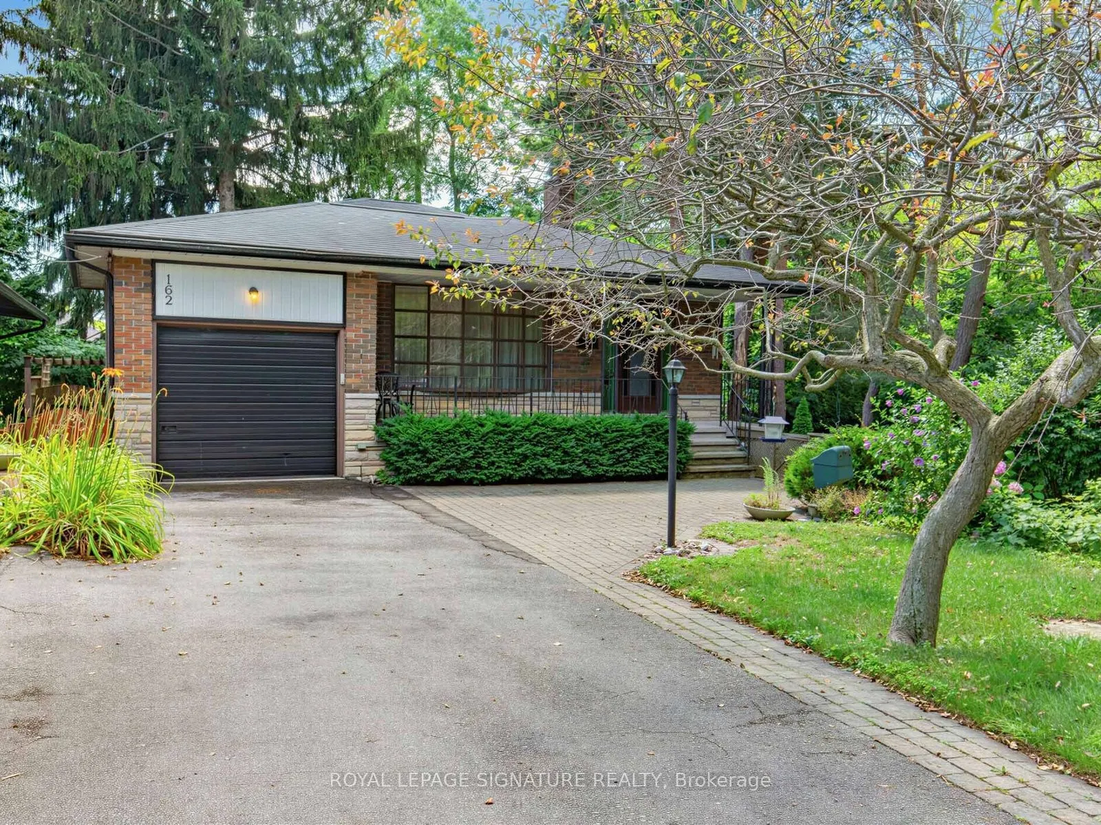 162 Bathgate Drive