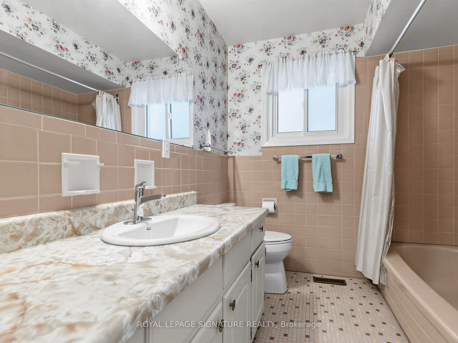 162 Bathgate Drive
