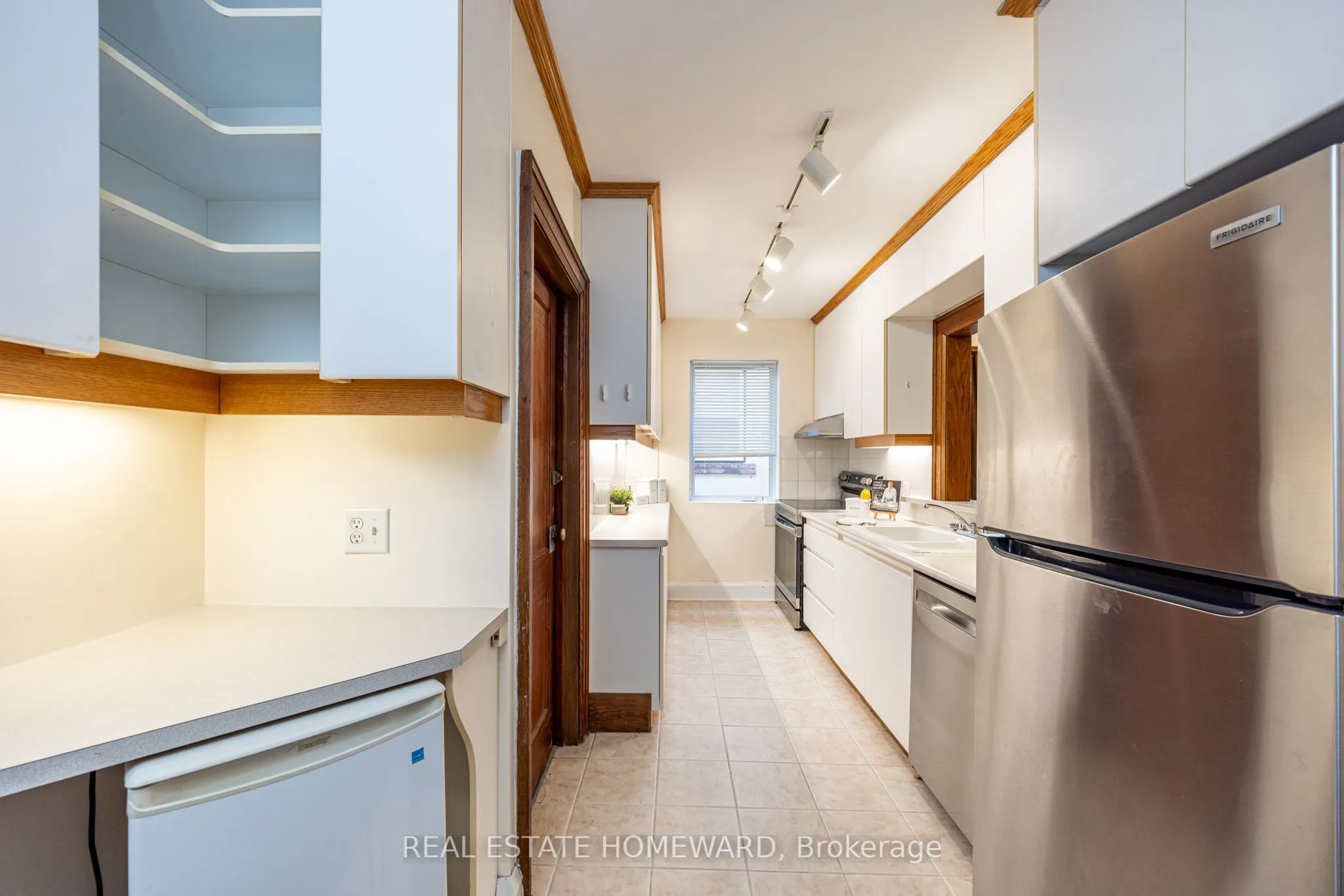 52 Wineva Avenue #main