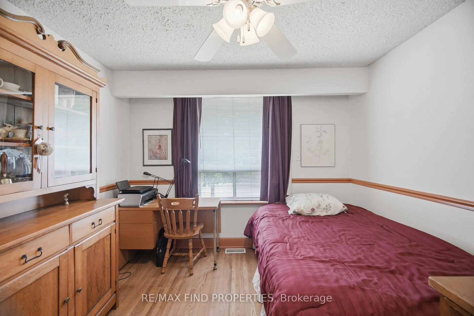 36 Pinegrove Avenue
