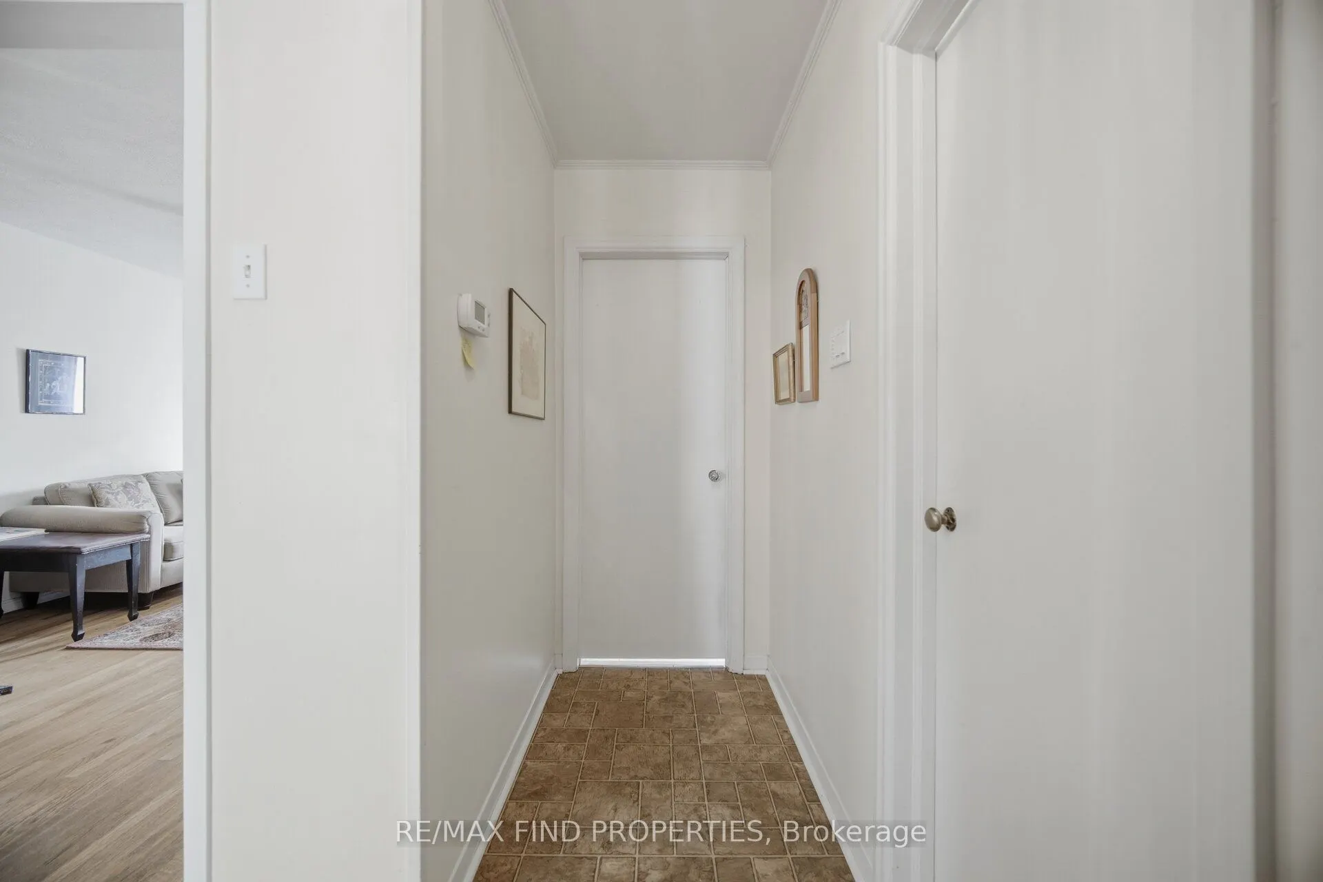 36 Pinegrove Avenue