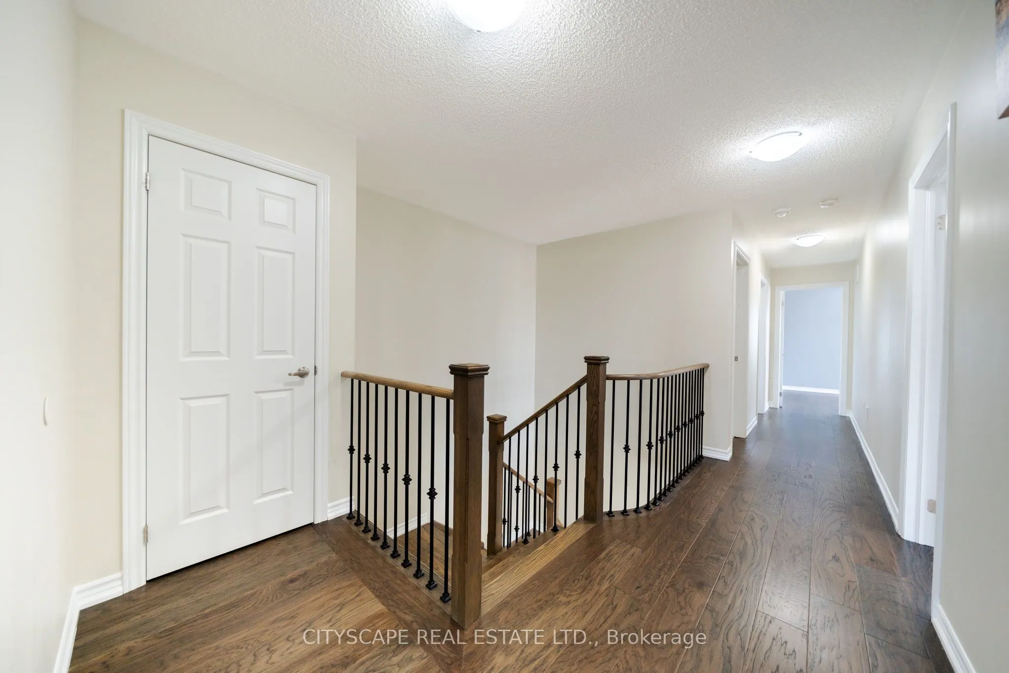 250 Crombie Street