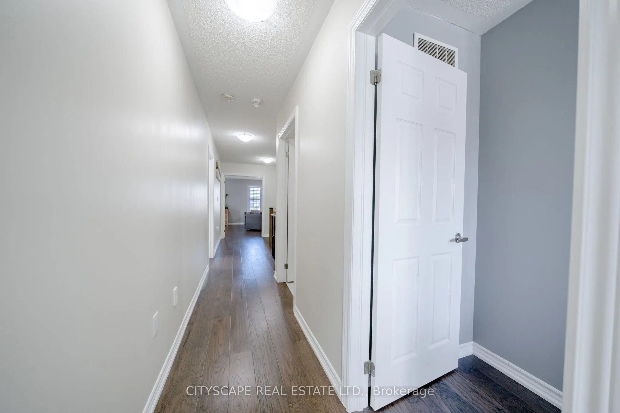 250 Crombie Street