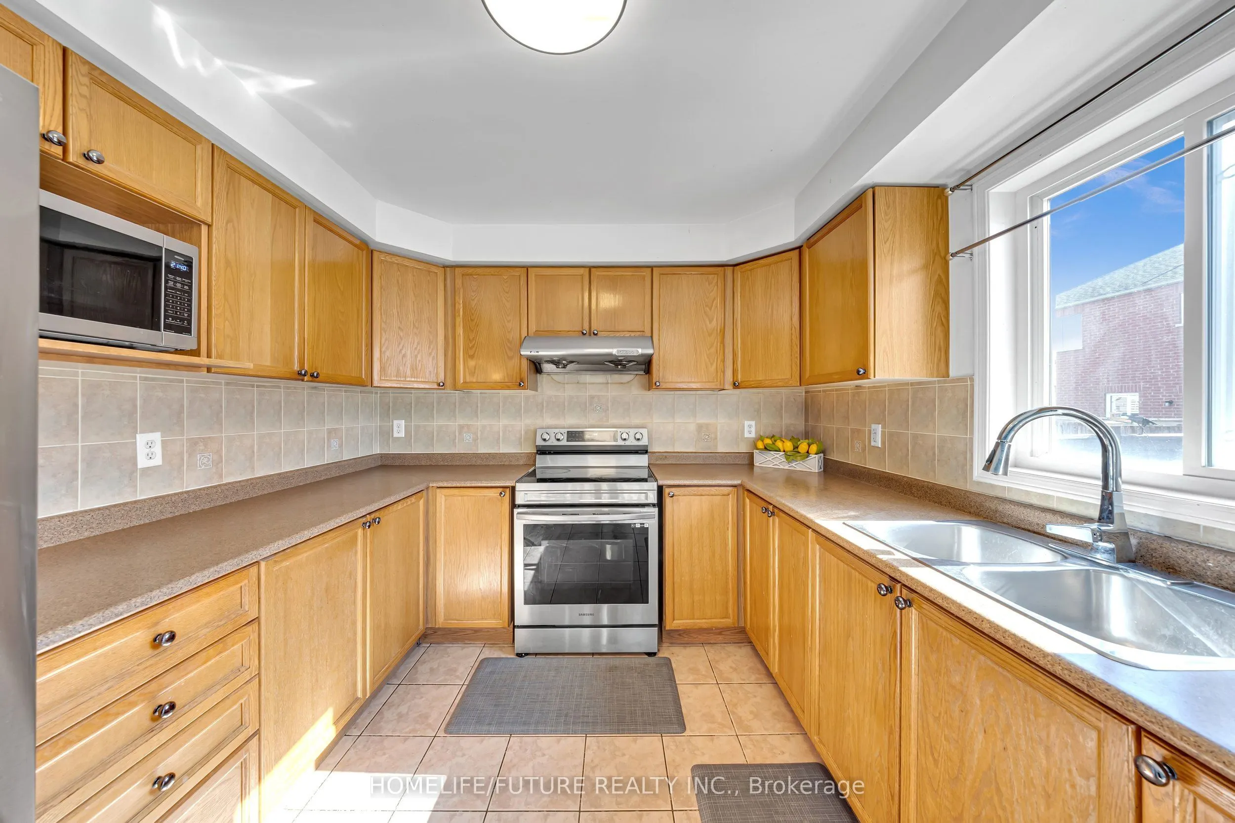 17 Grainger Crescent