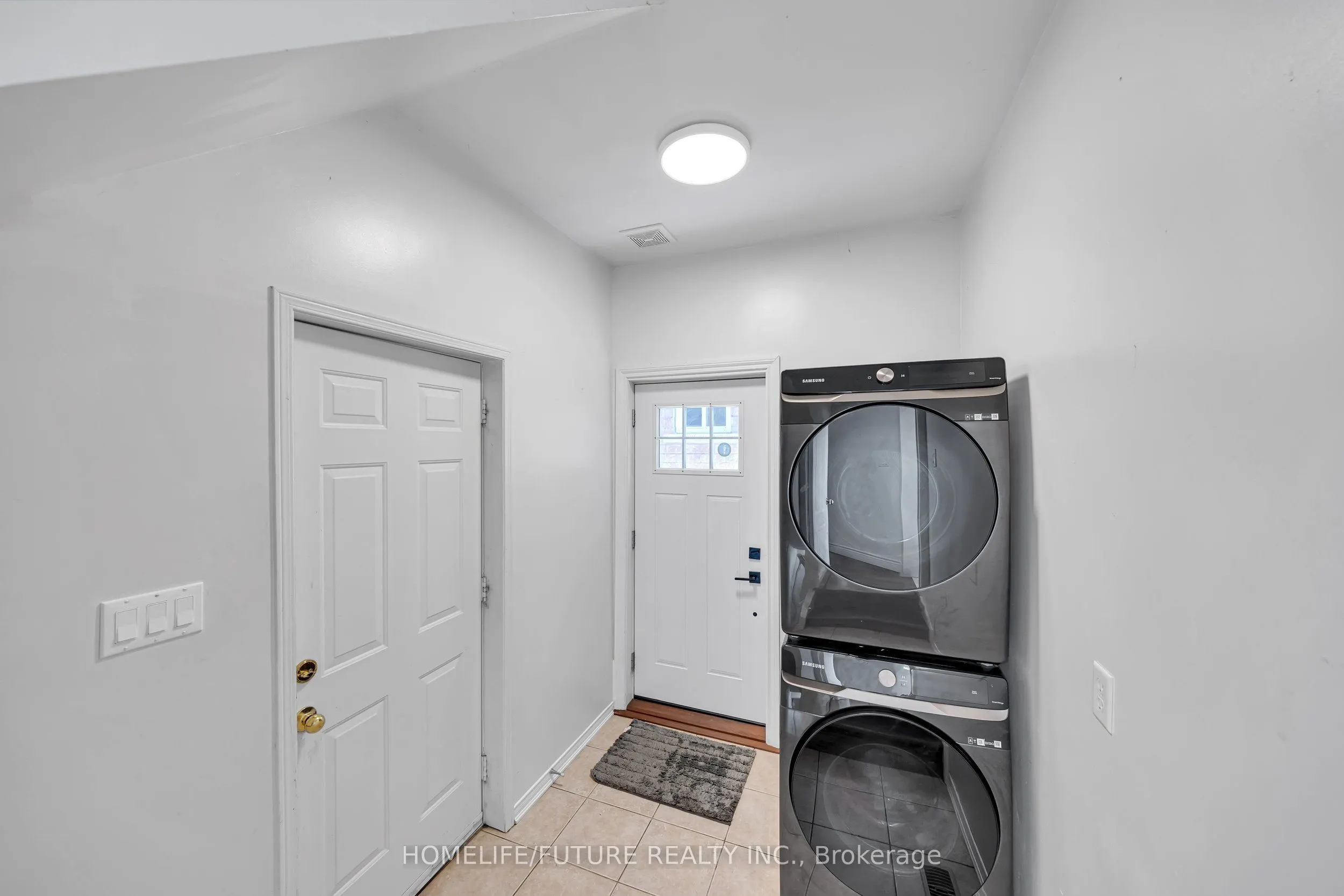 17 Grainger Crescent