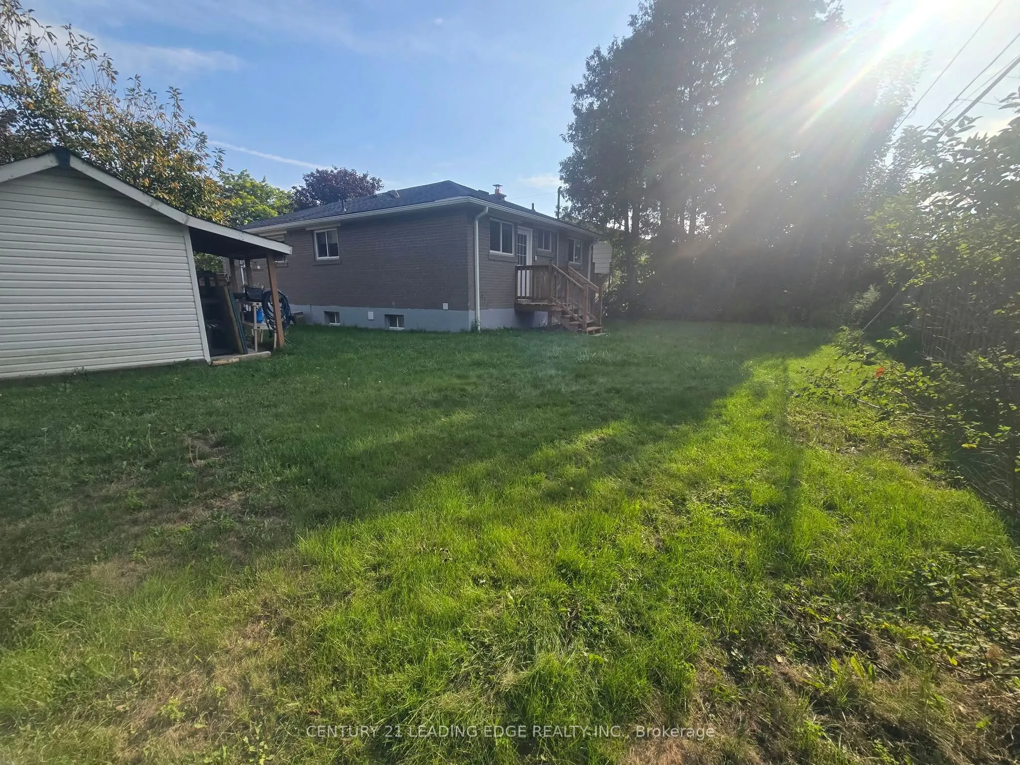 855 Zator Avenue