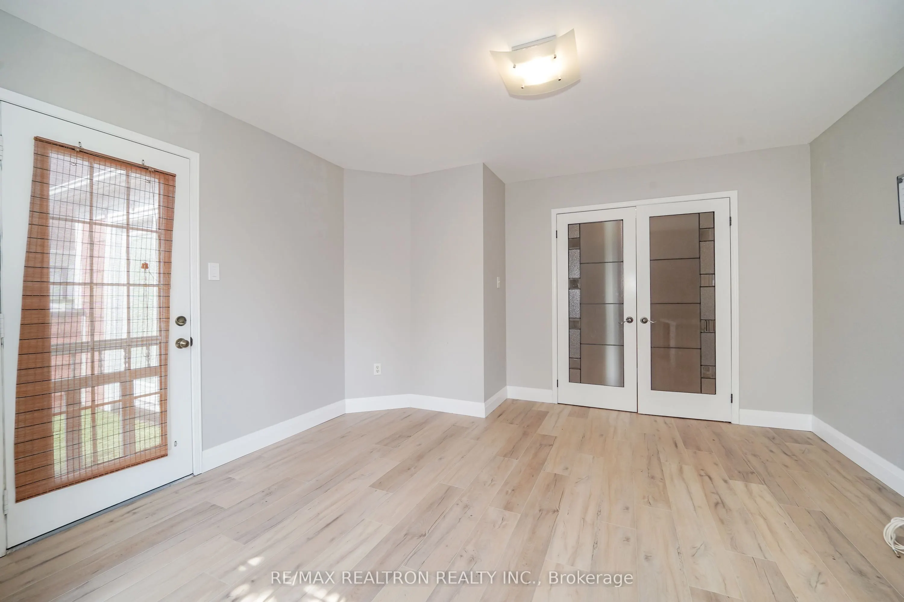 96 Hoile Drive