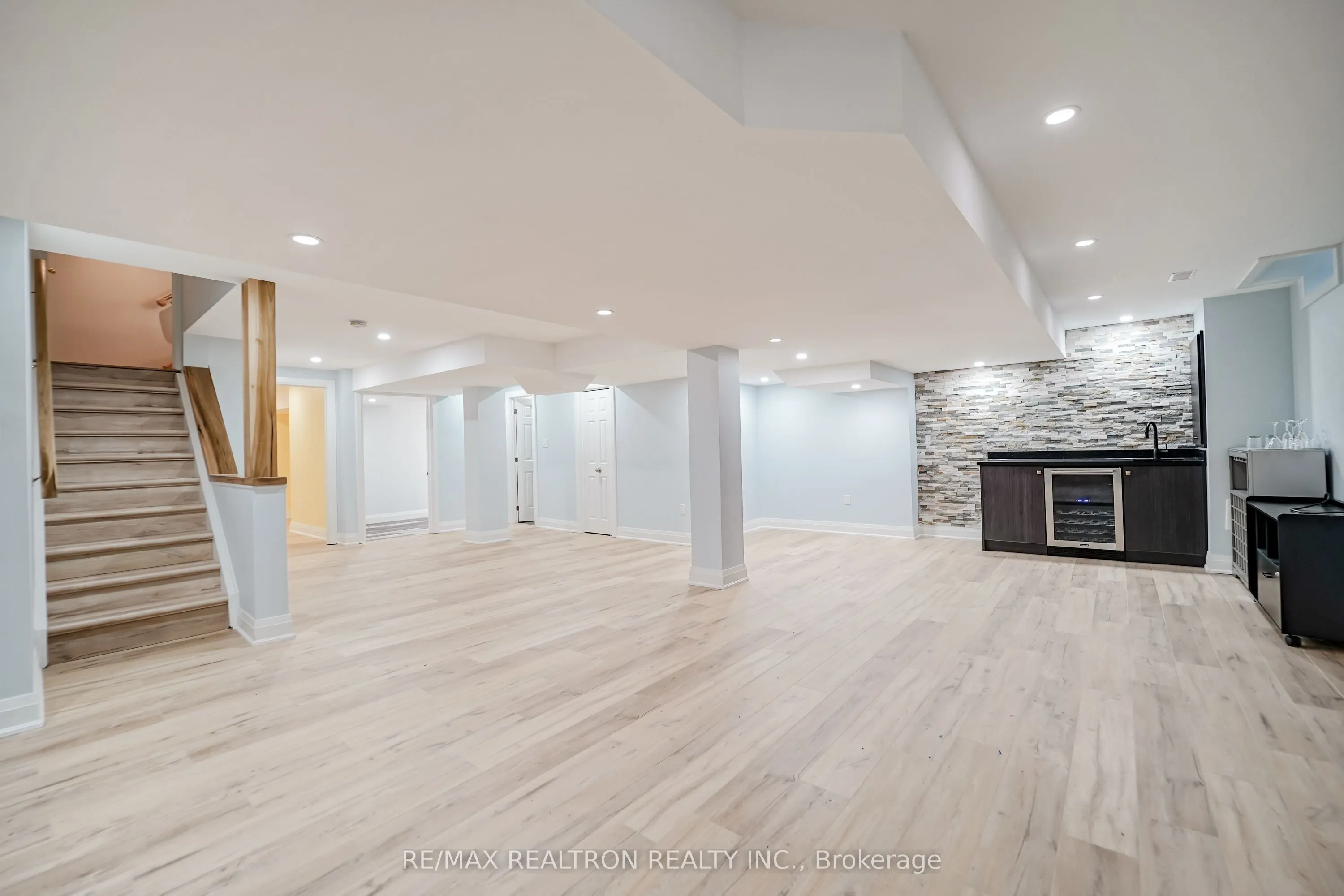 96 Hoile Drive