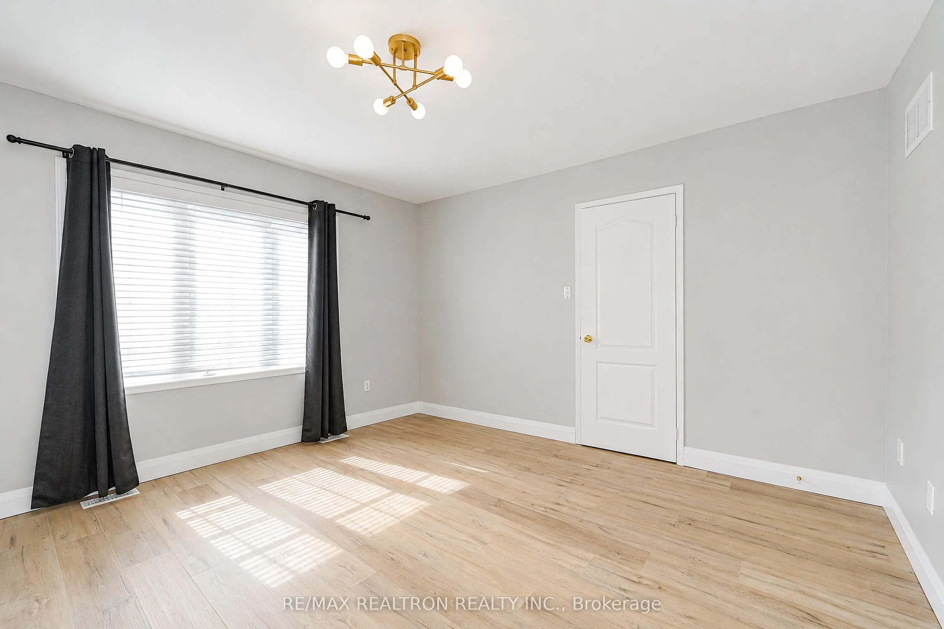 96 Hoile Drive