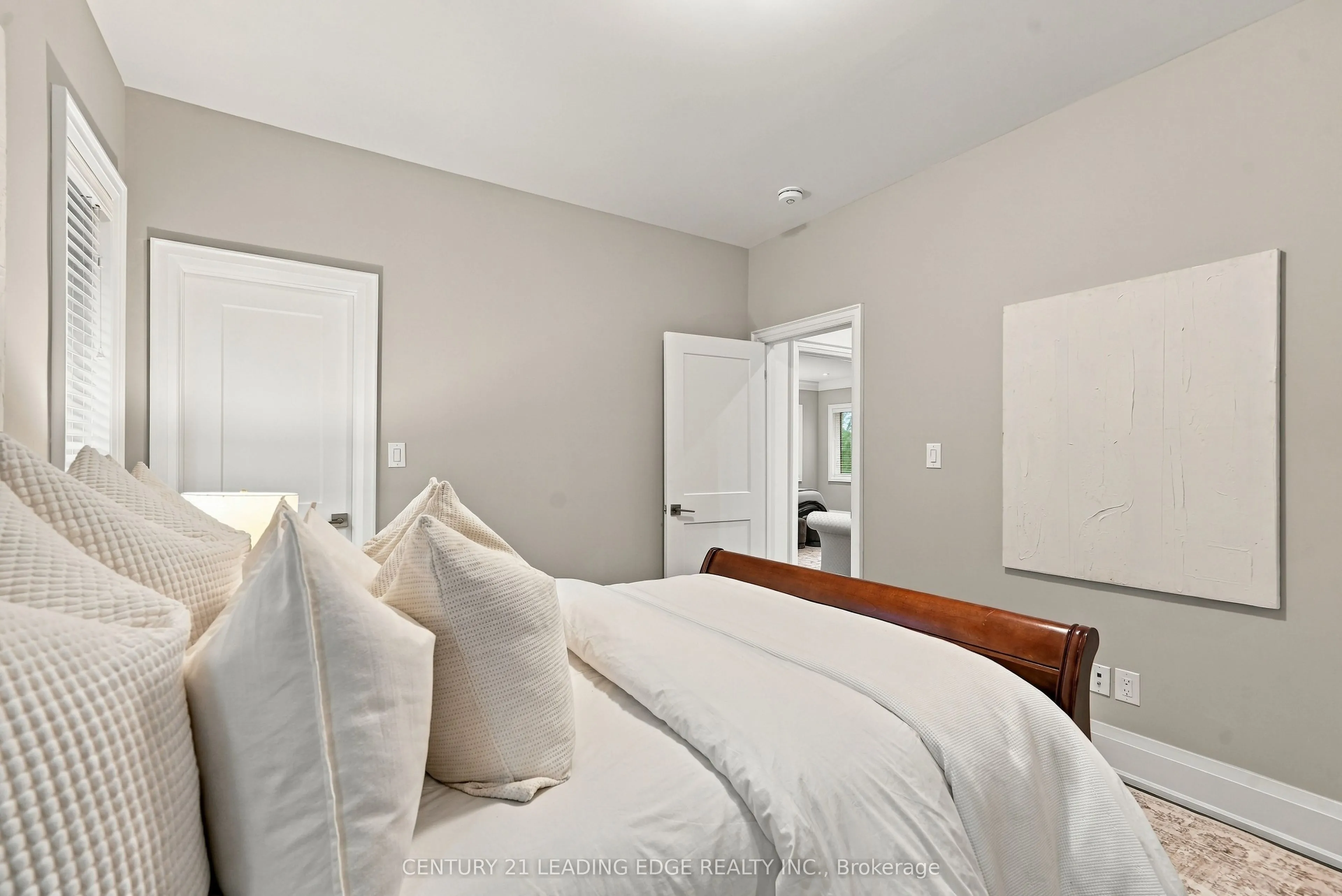 301 Fiddlers Court