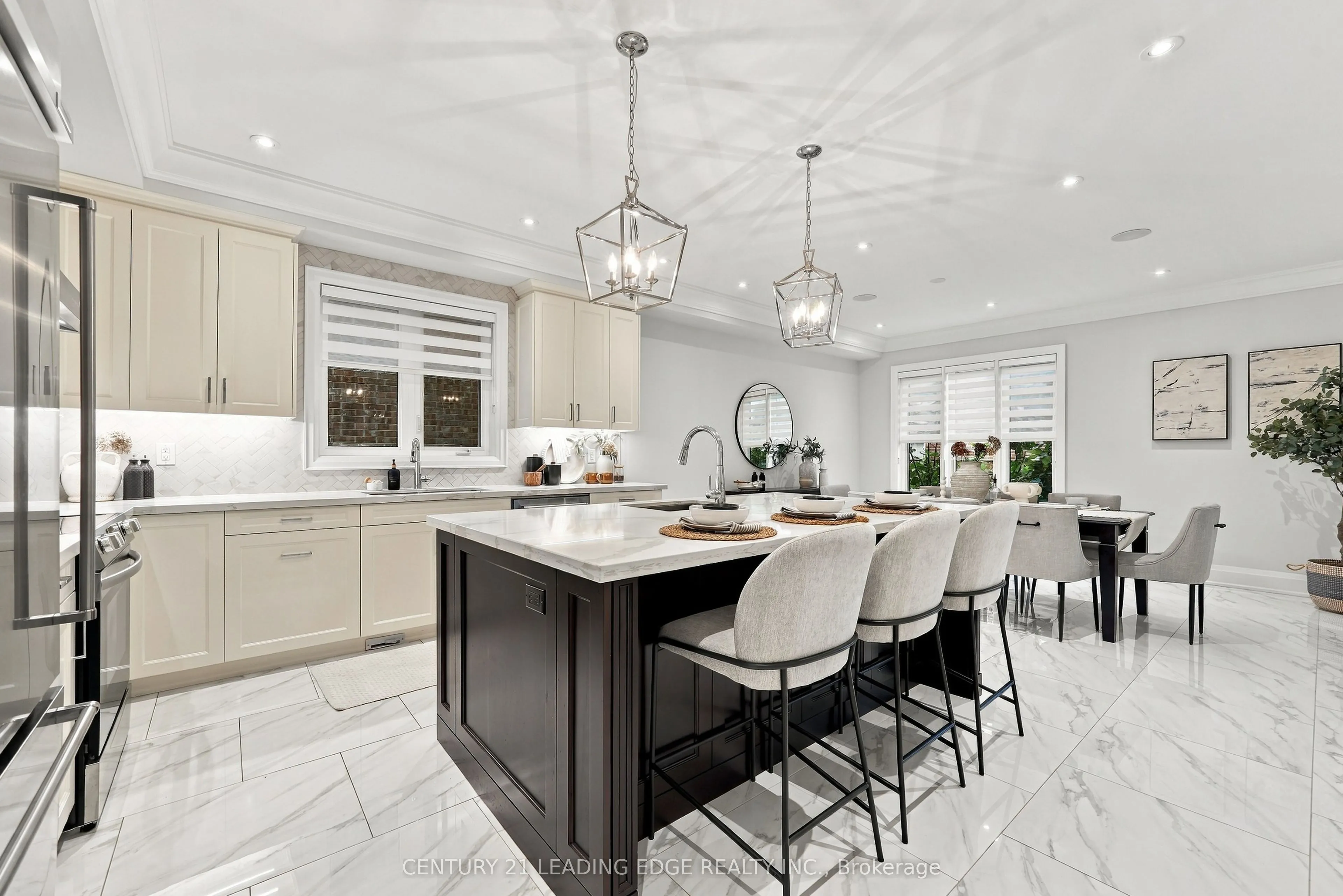 301 Fiddlers Court