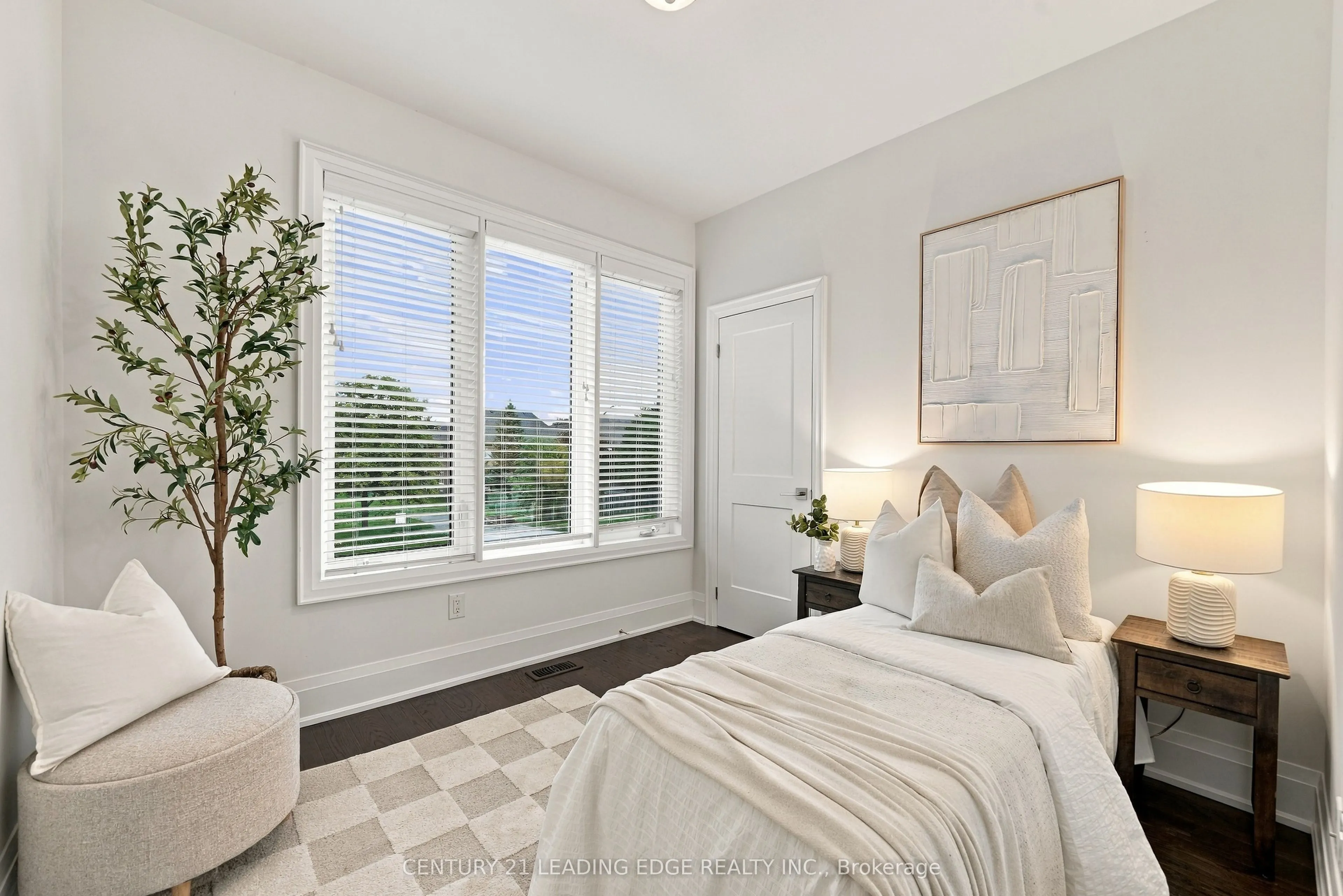 301 Fiddlers Court