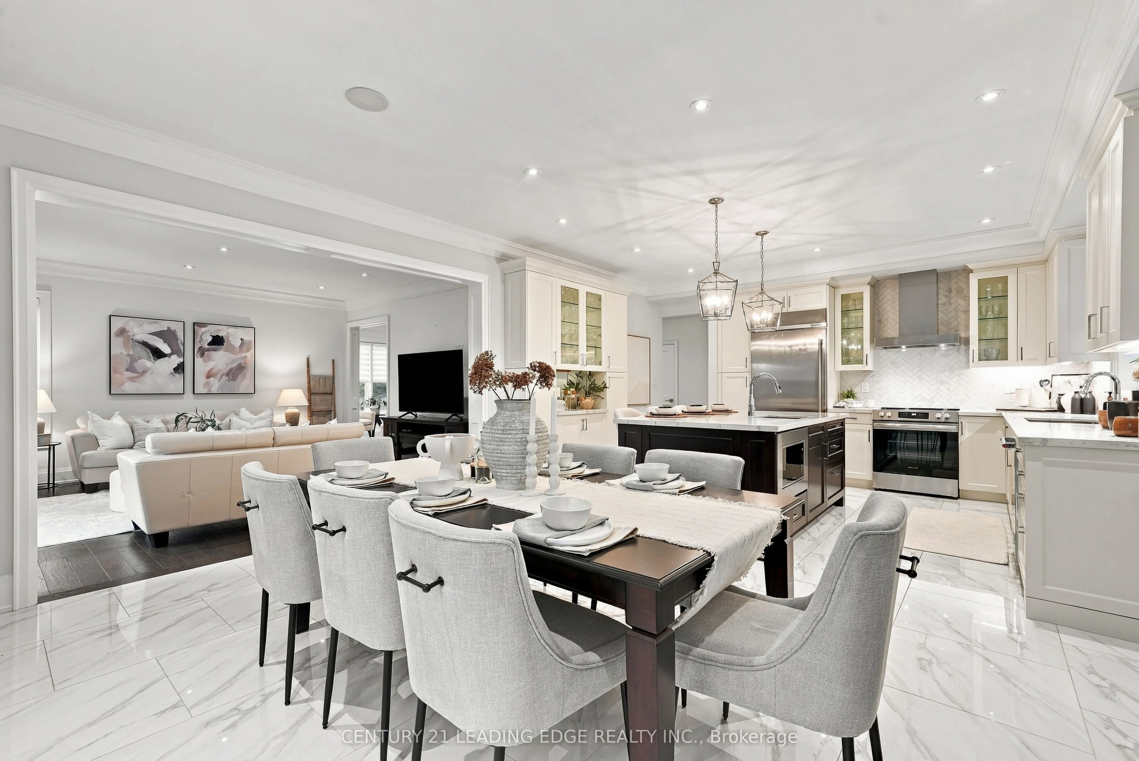 301 Fiddlers Court