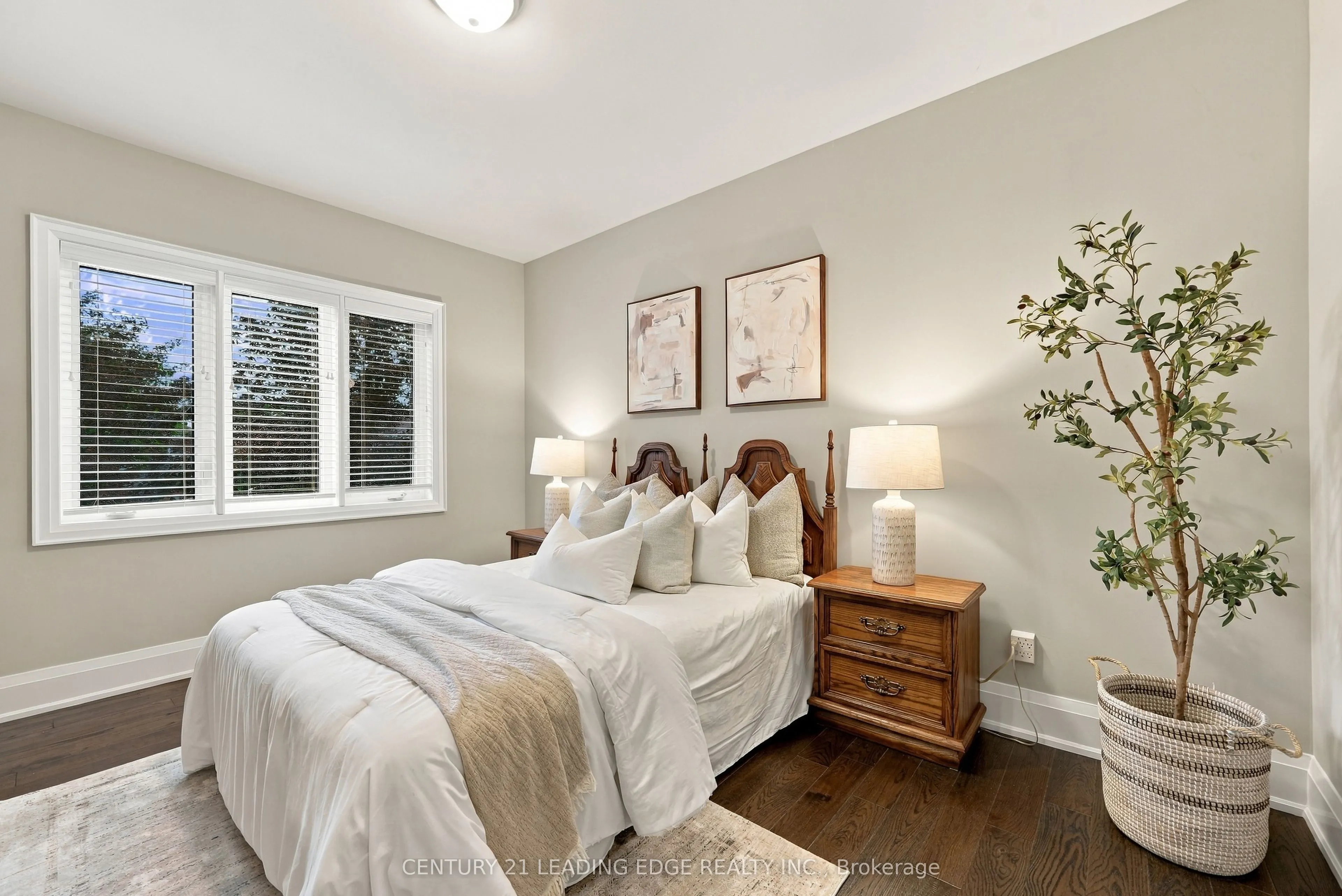 301 Fiddlers Court