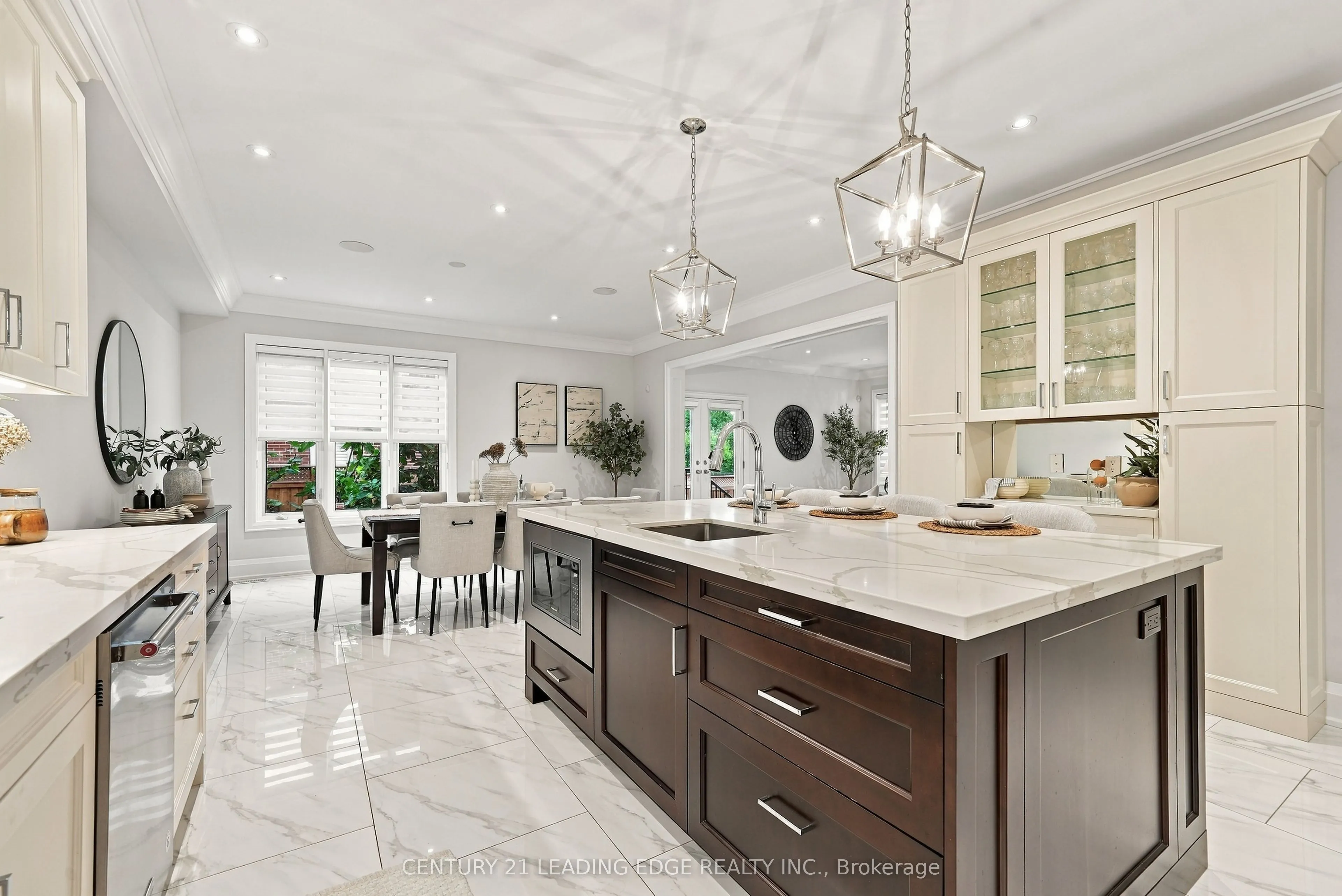 301 Fiddlers Court