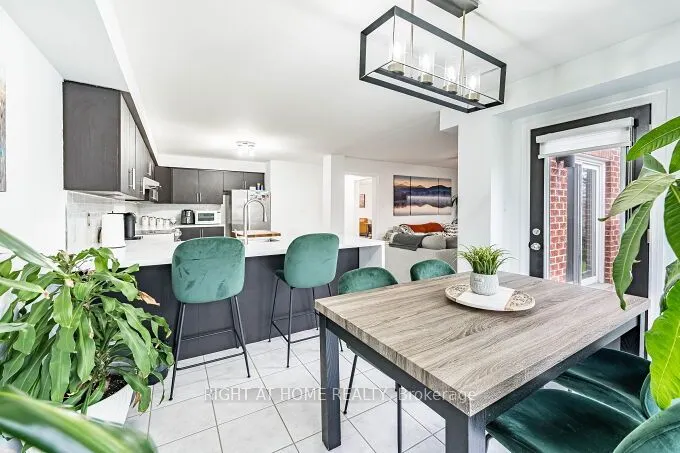 2 Catherwood Lane