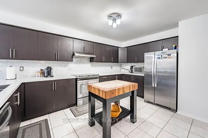 2 Catherwood Lane