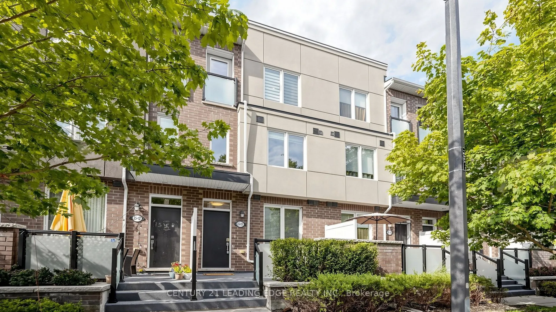 25 Heron Park Place #13
