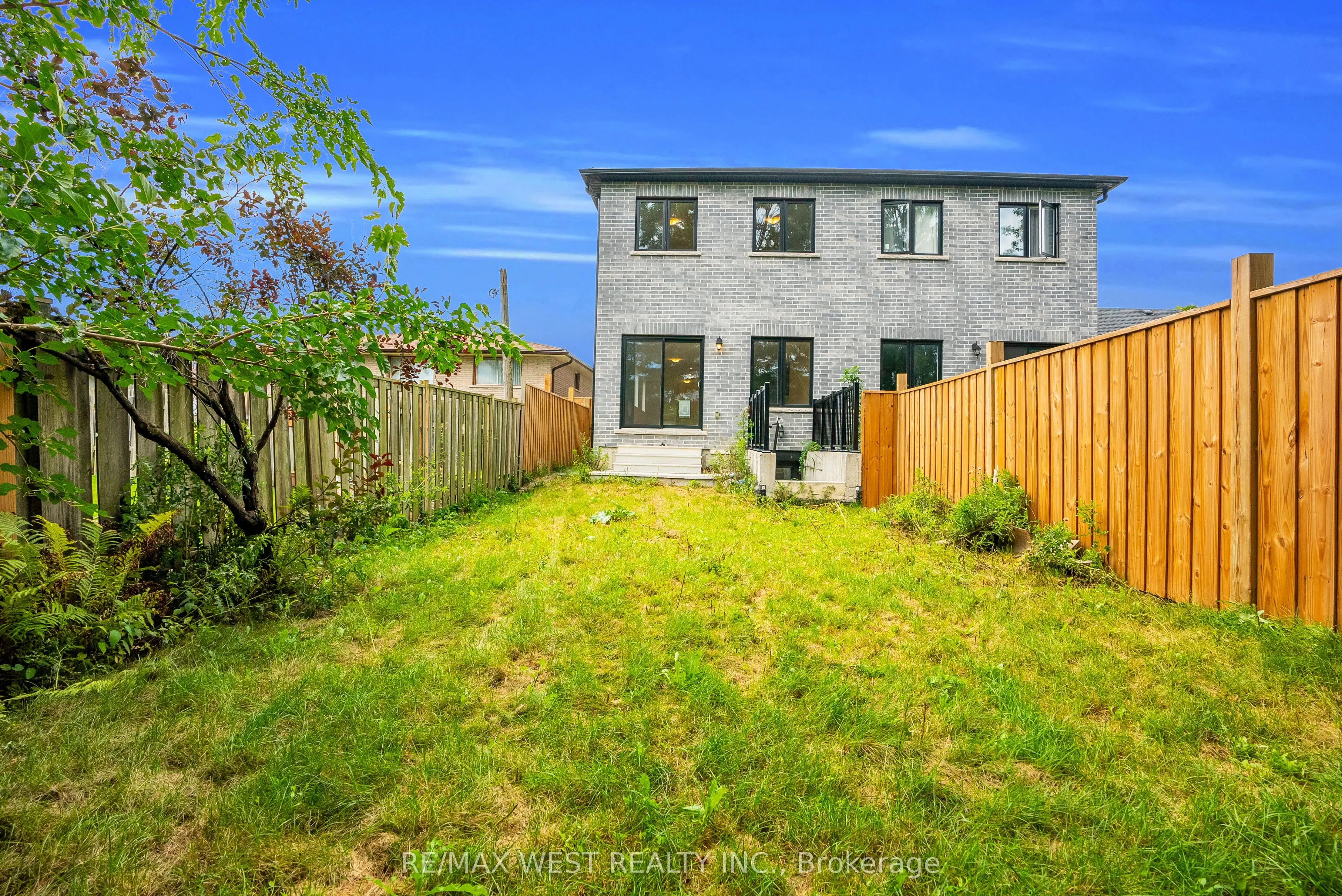 131 Guelph Street