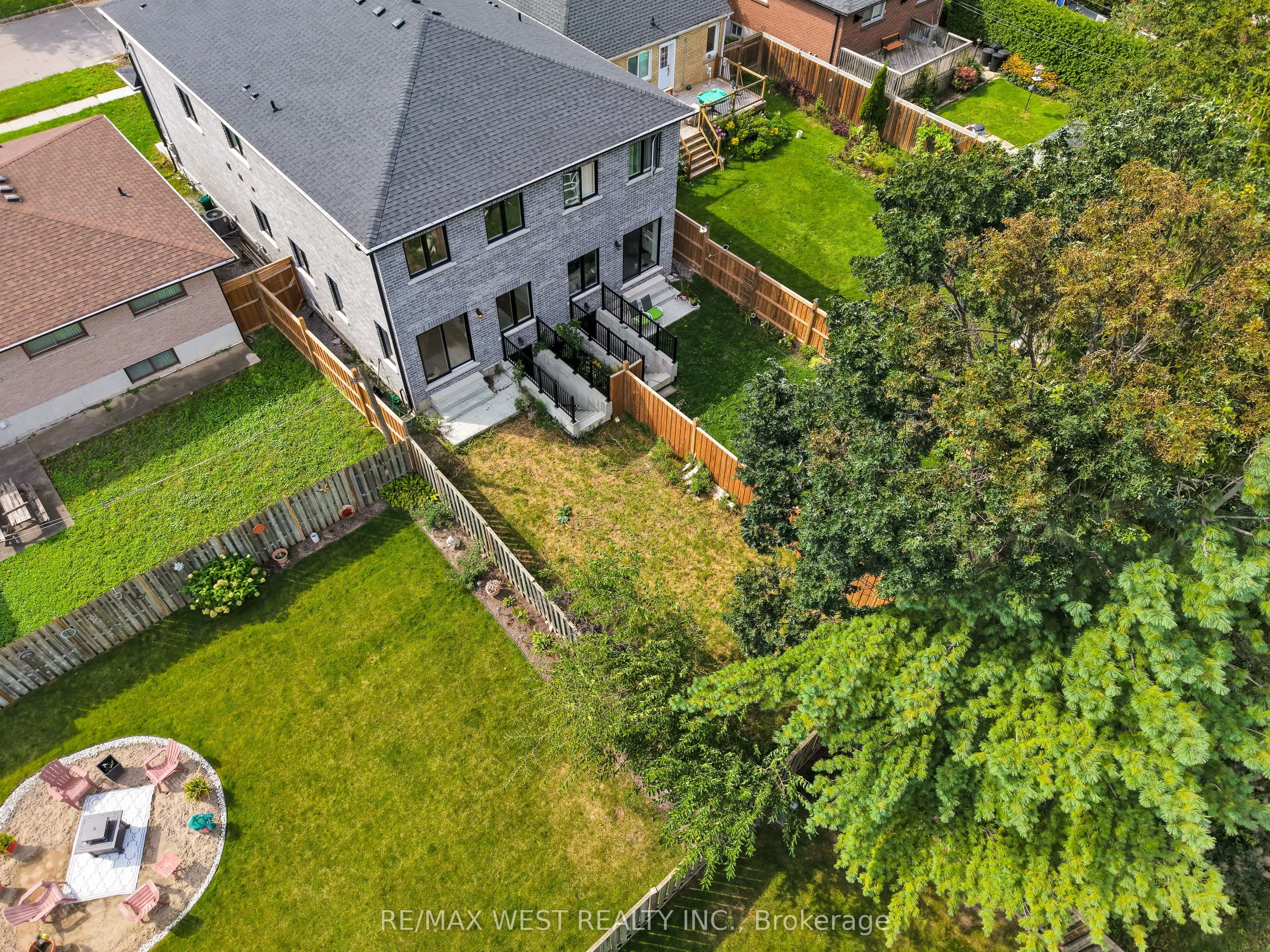 131 Guelph Street