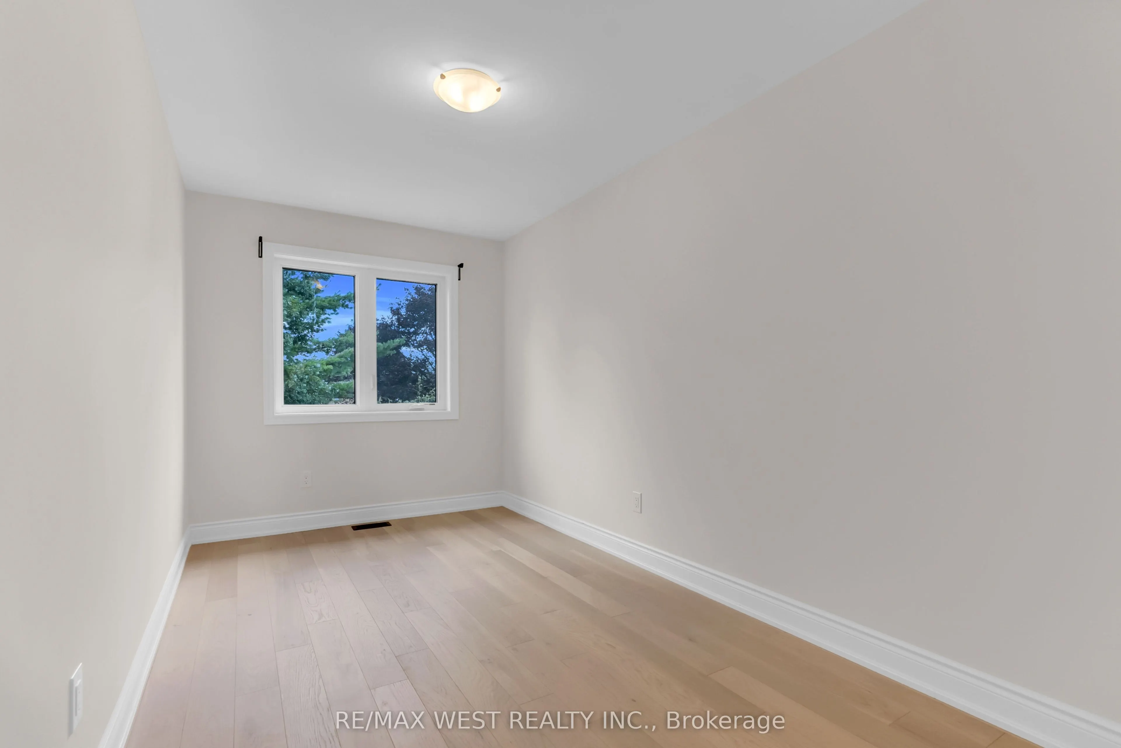 131 Guelph Street