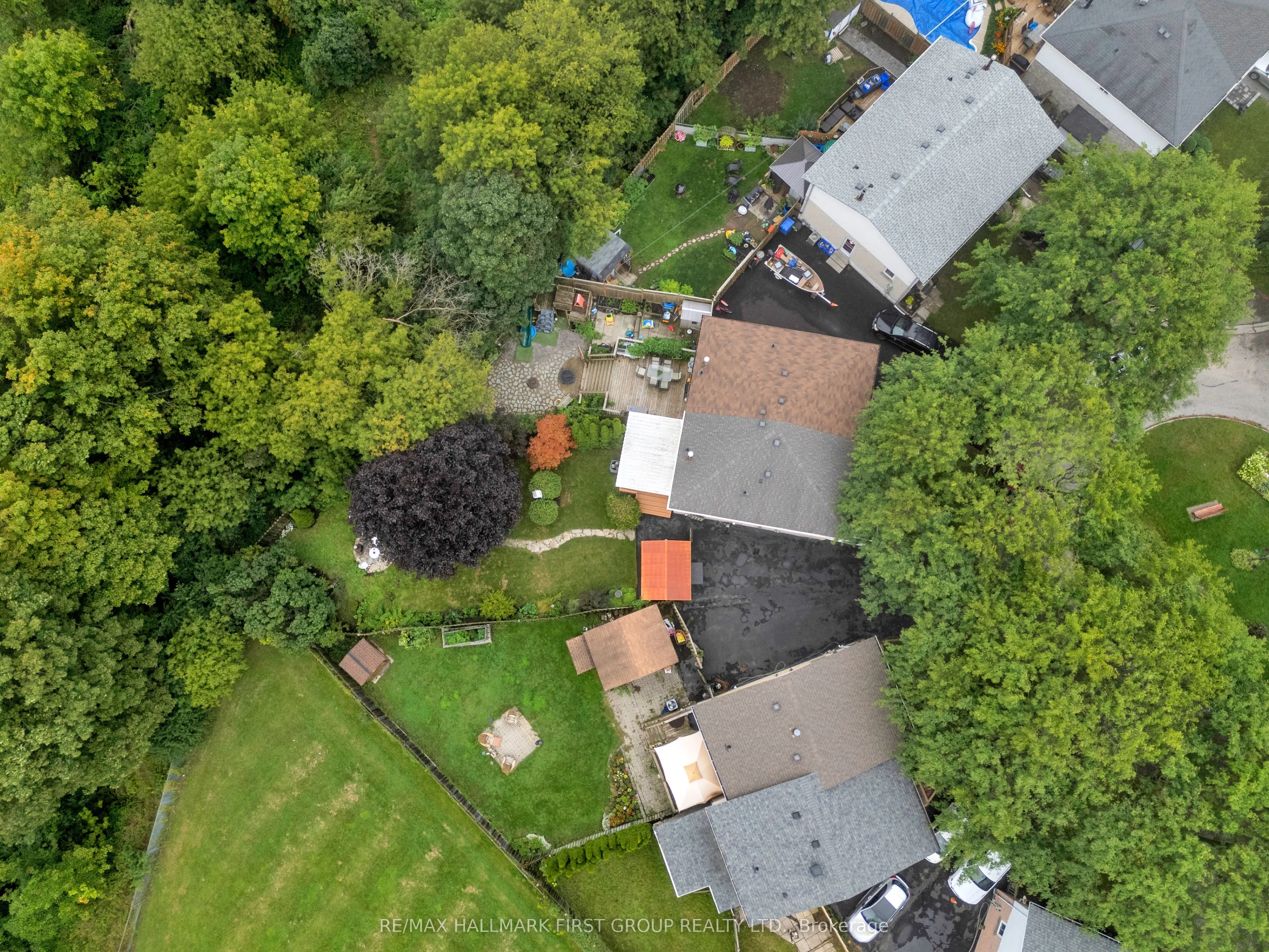 963 Renfrew Court