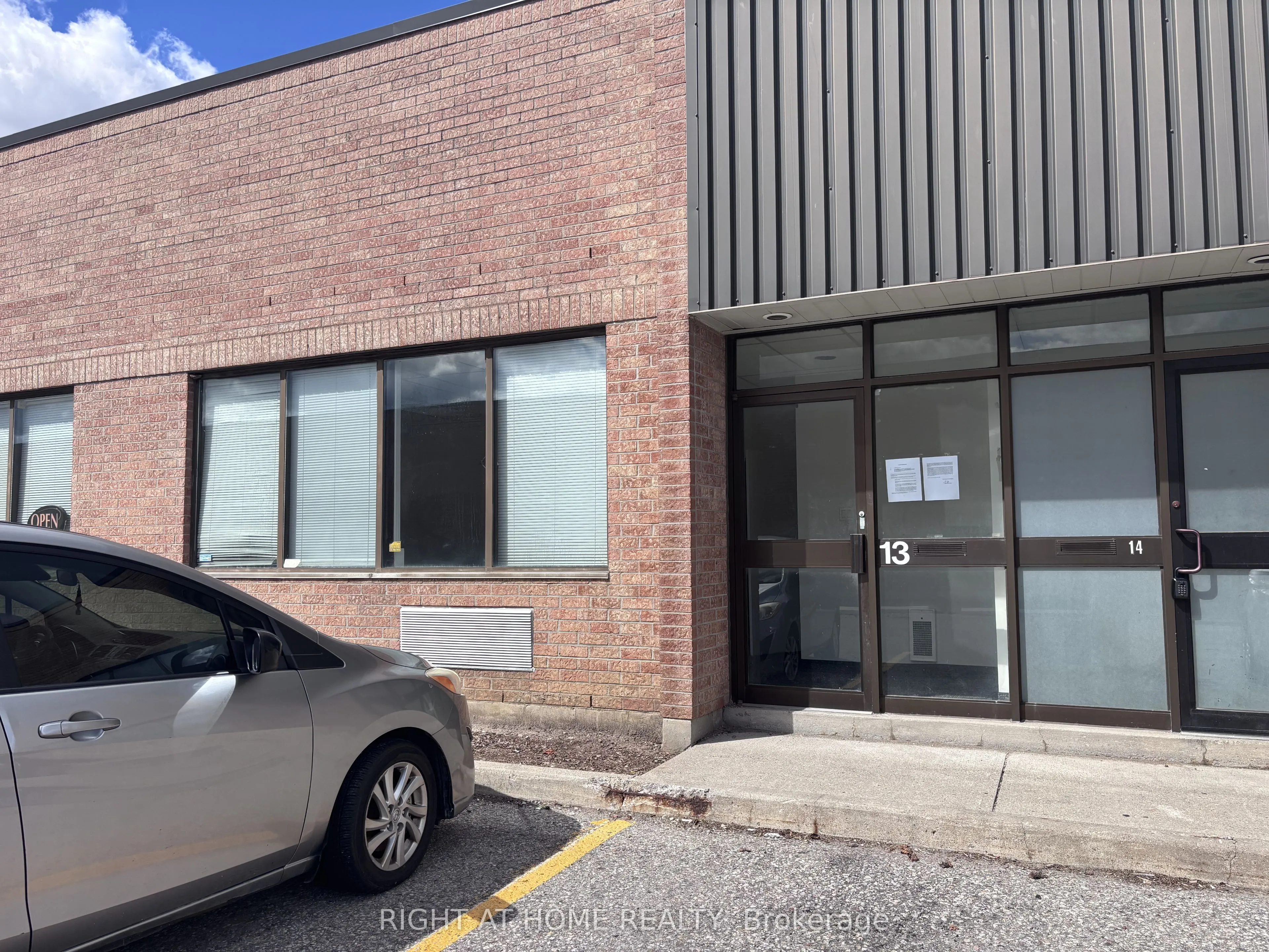 400 Finchdene Square #13