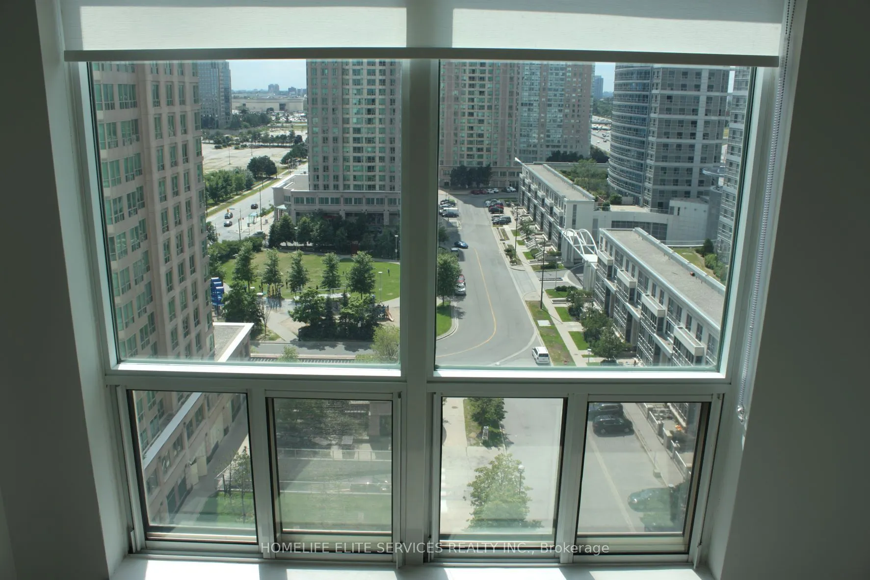 11 Lee Centre Drive #1615